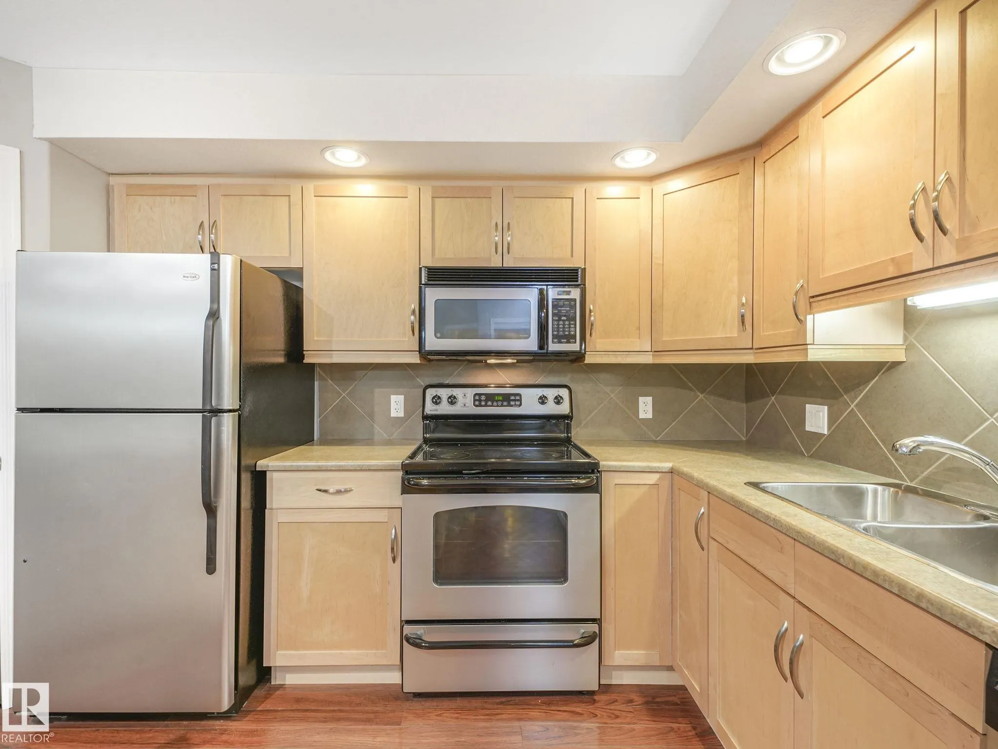 1320 RUTHERFORD Road