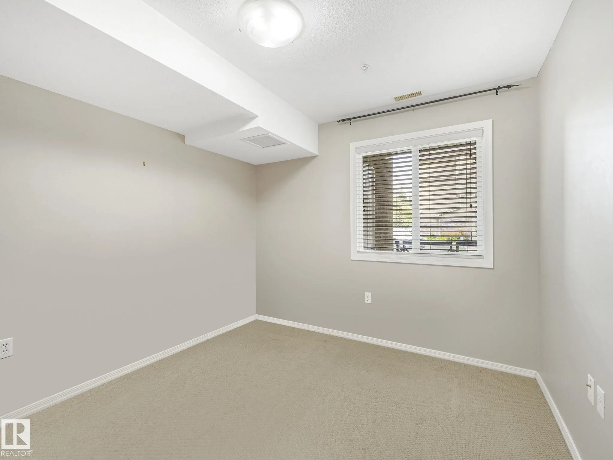 1320 RUTHERFORD Road