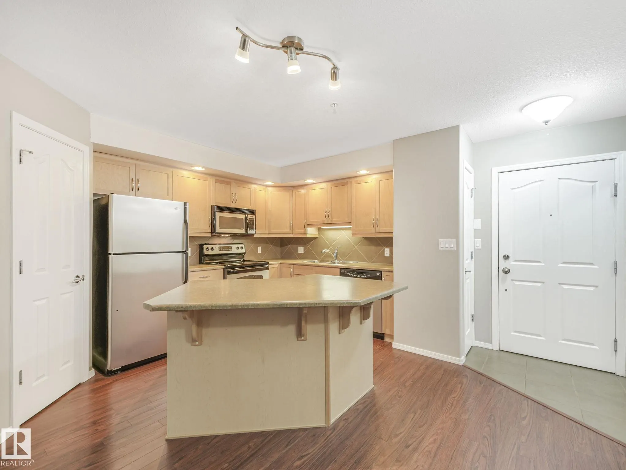 1320 RUTHERFORD Road