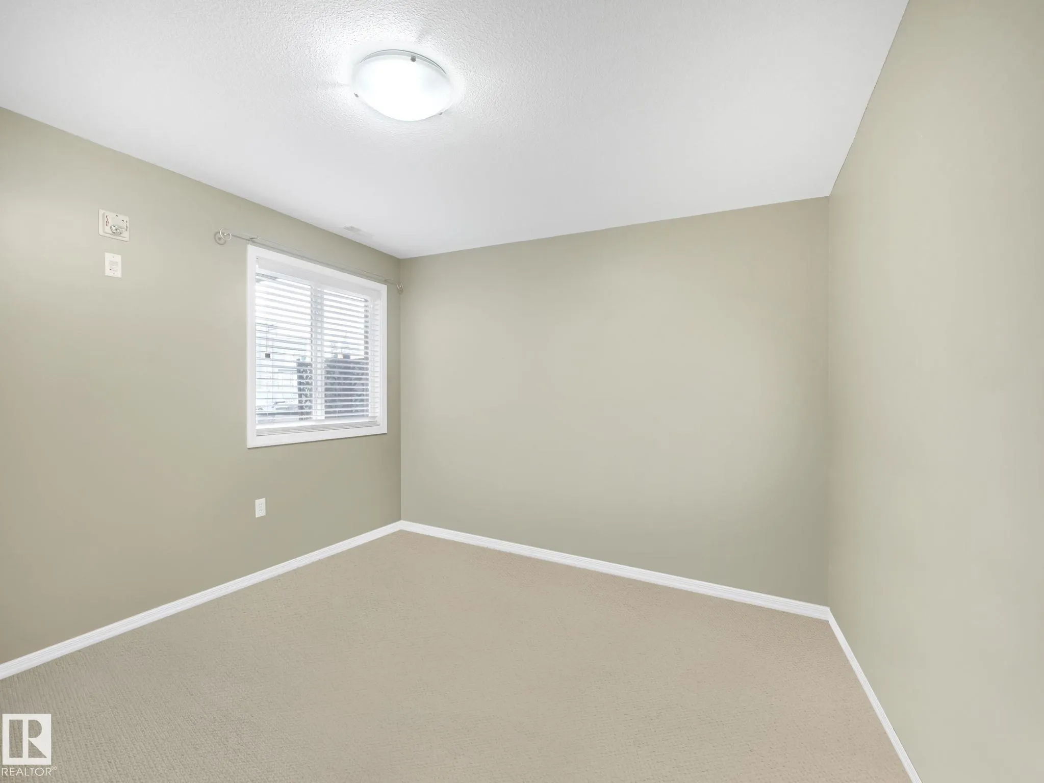 1320 RUTHERFORD Road