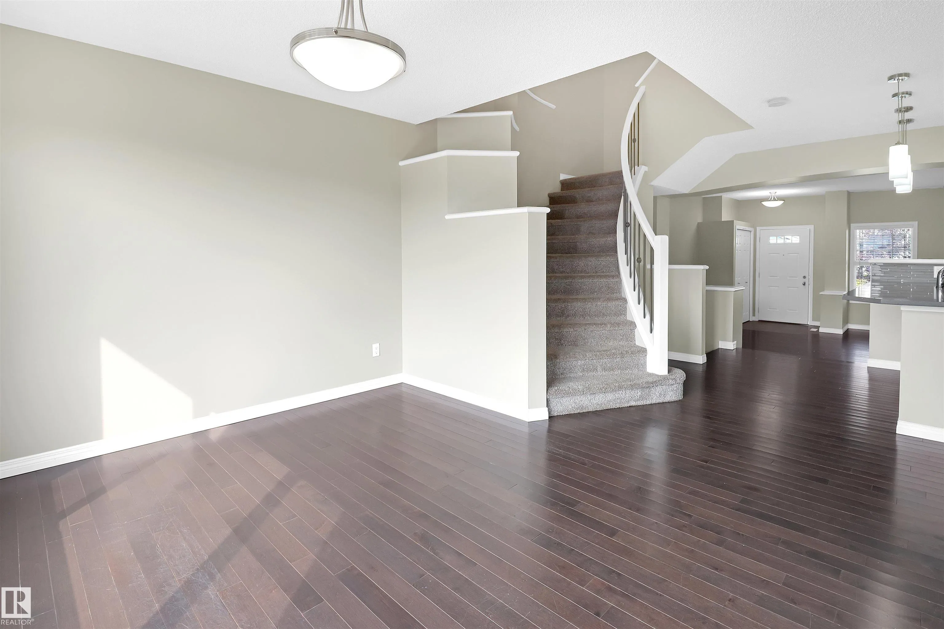 756 EAGLESON Crescent