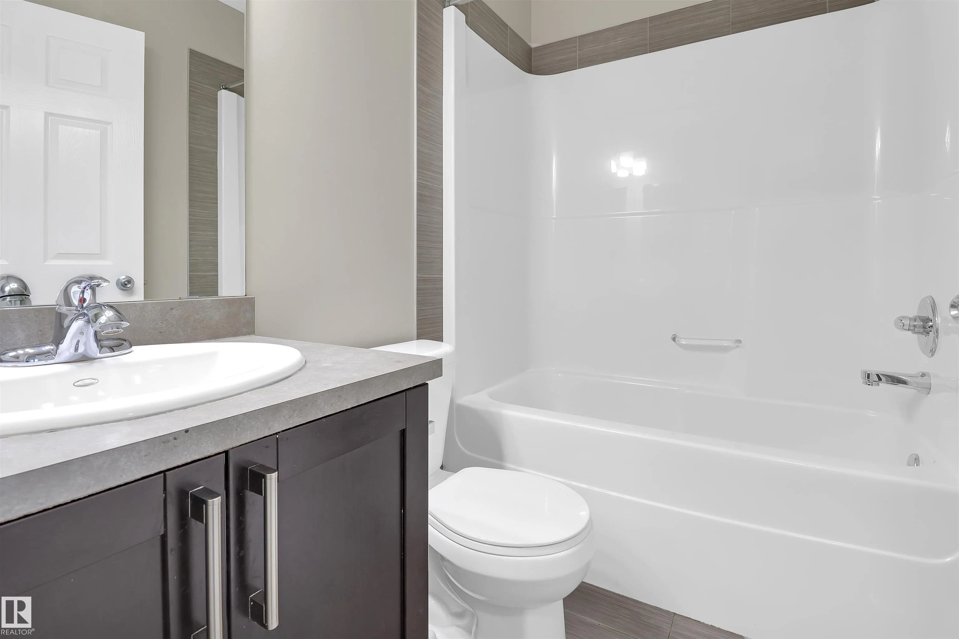 756 EAGLESON Crescent