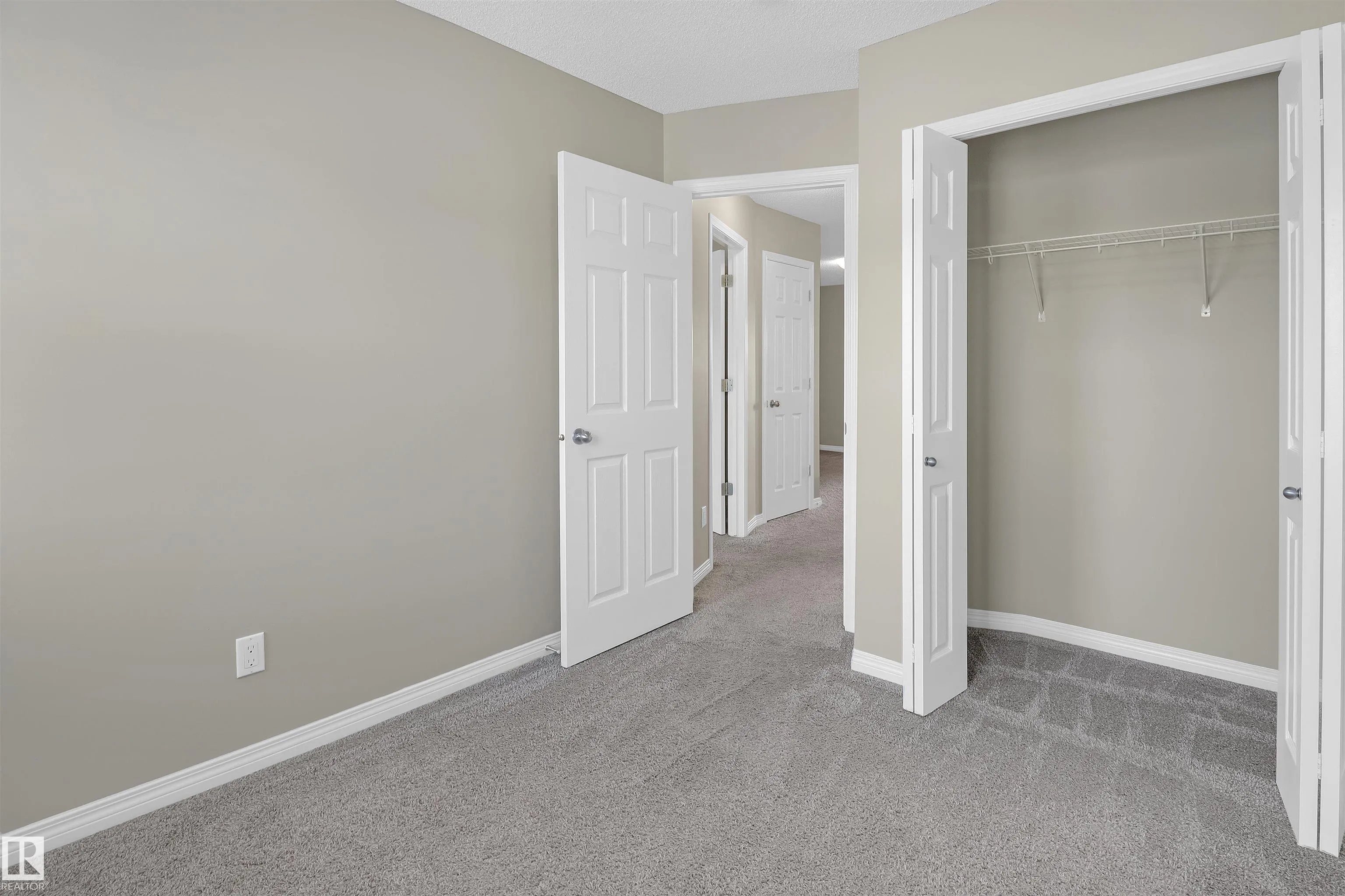 756 EAGLESON Crescent