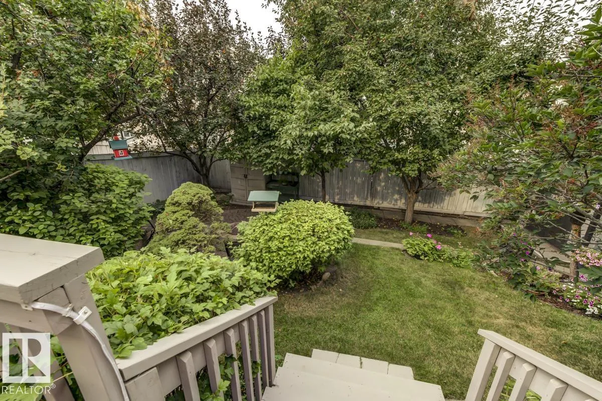 28 KIRKWOOD Drive