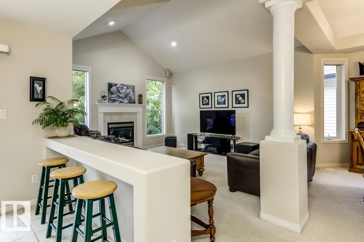 28 KIRKWOOD Drive