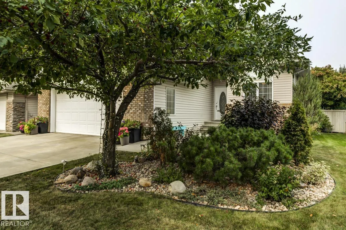 28 KIRKWOOD Drive