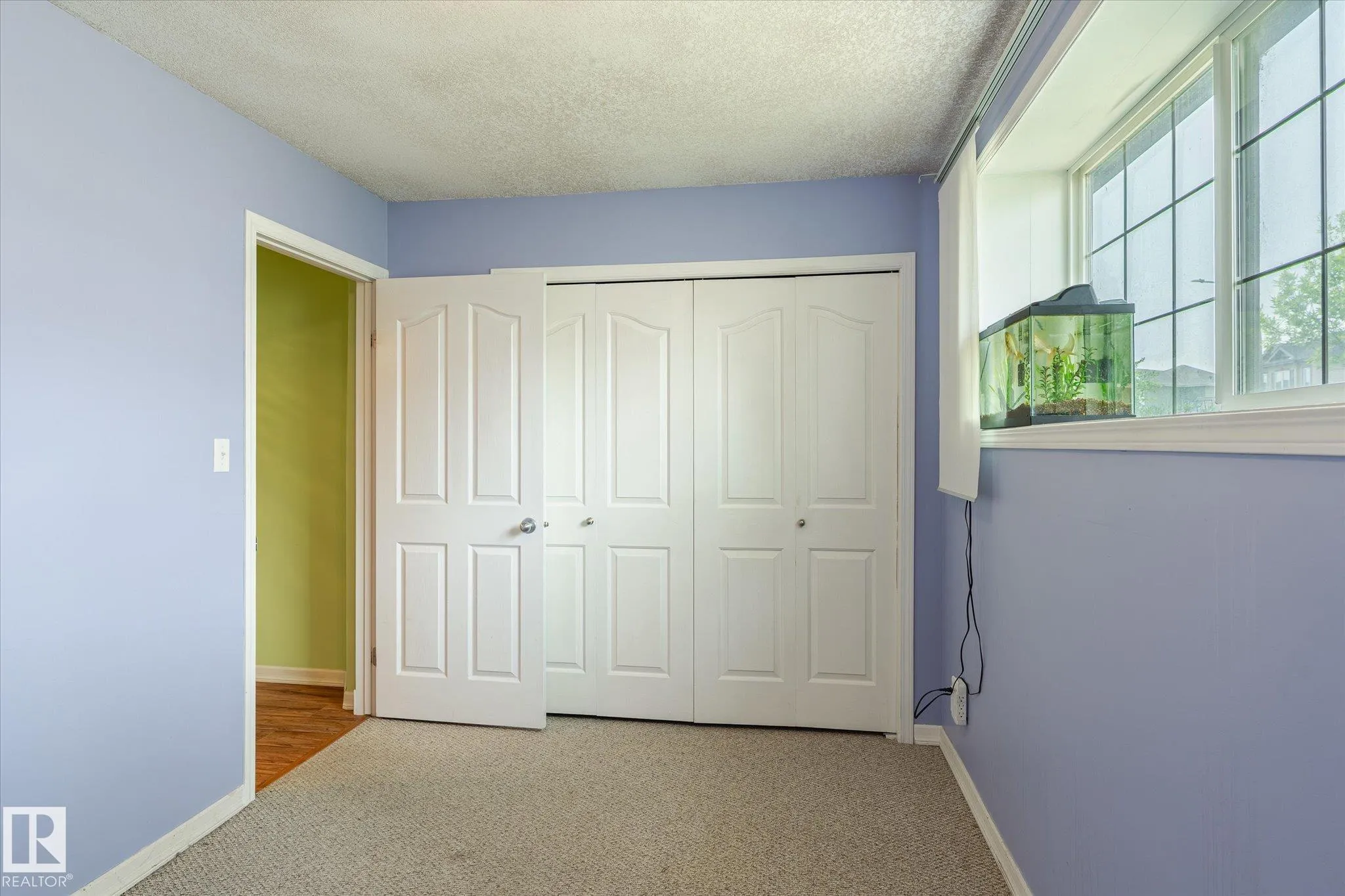 17707 90 Street