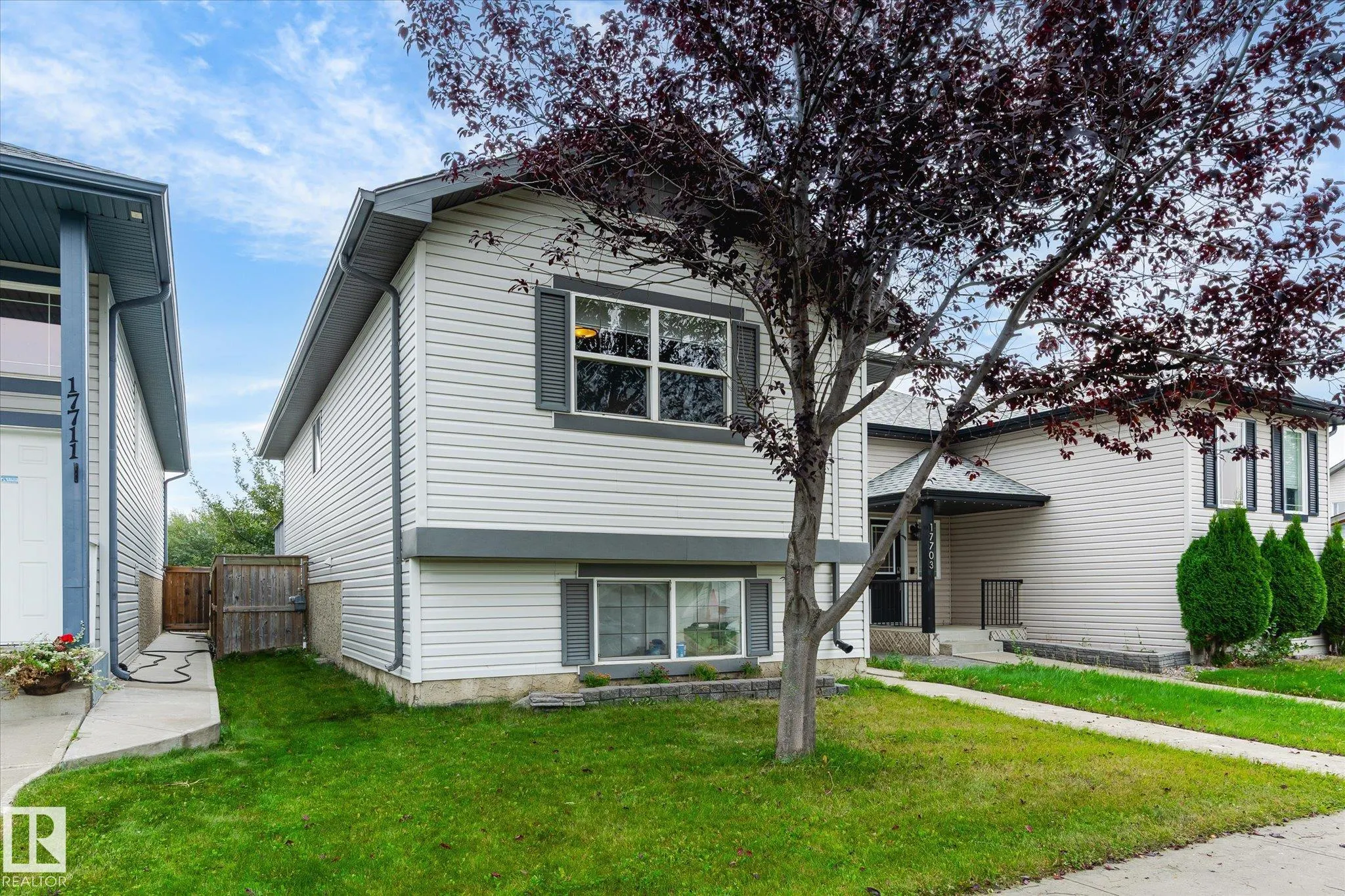 17707 90 Street