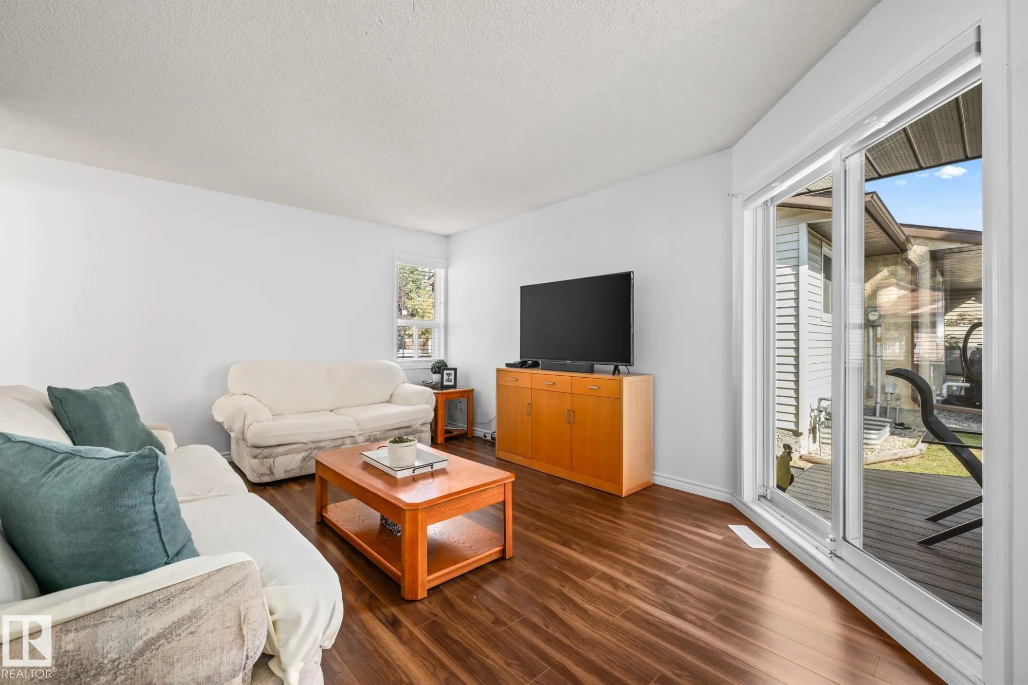 27 PINEVIEW HORIZON Village