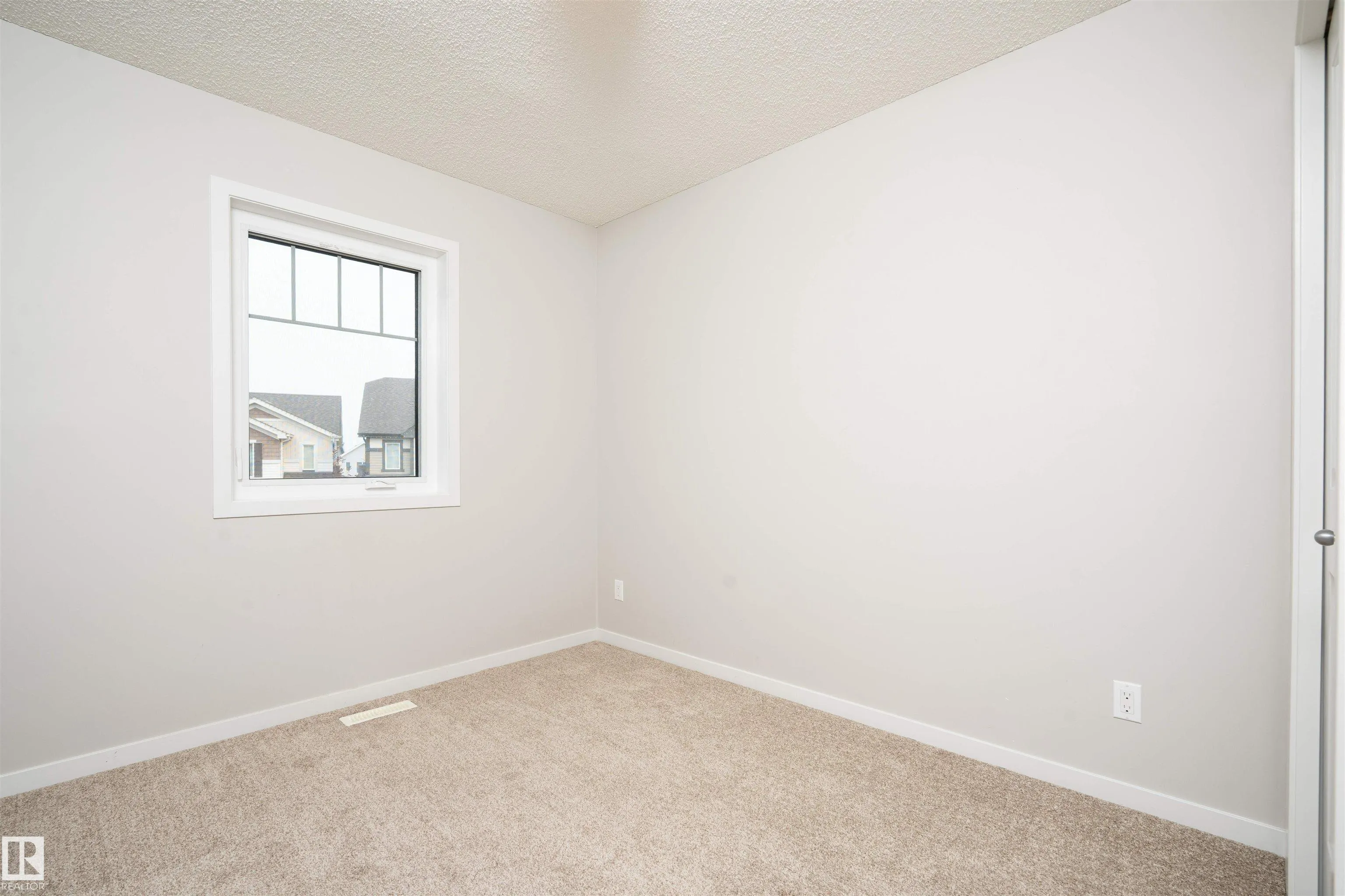 2606 COUGHLAN Road