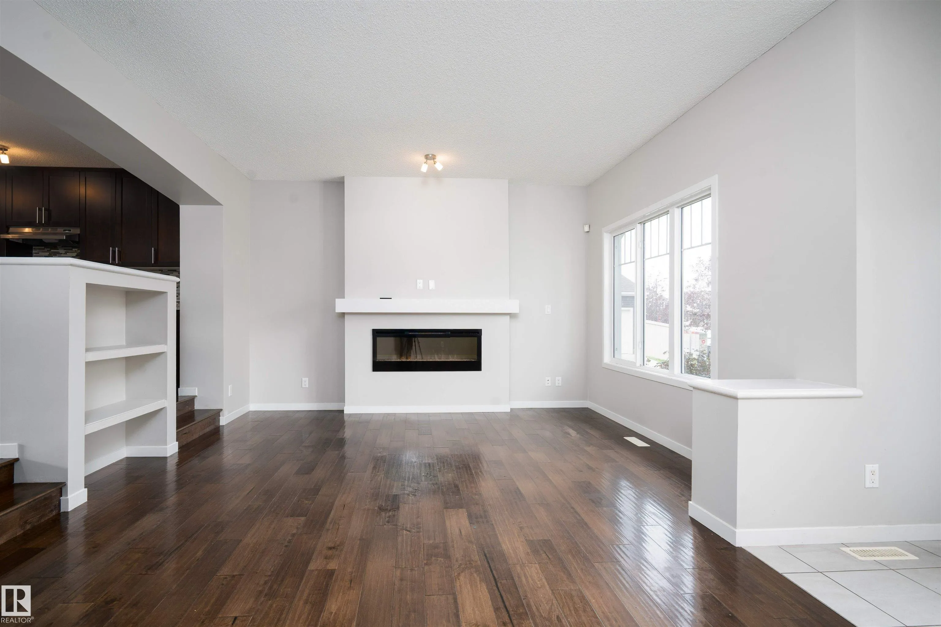 2606 COUGHLAN Road