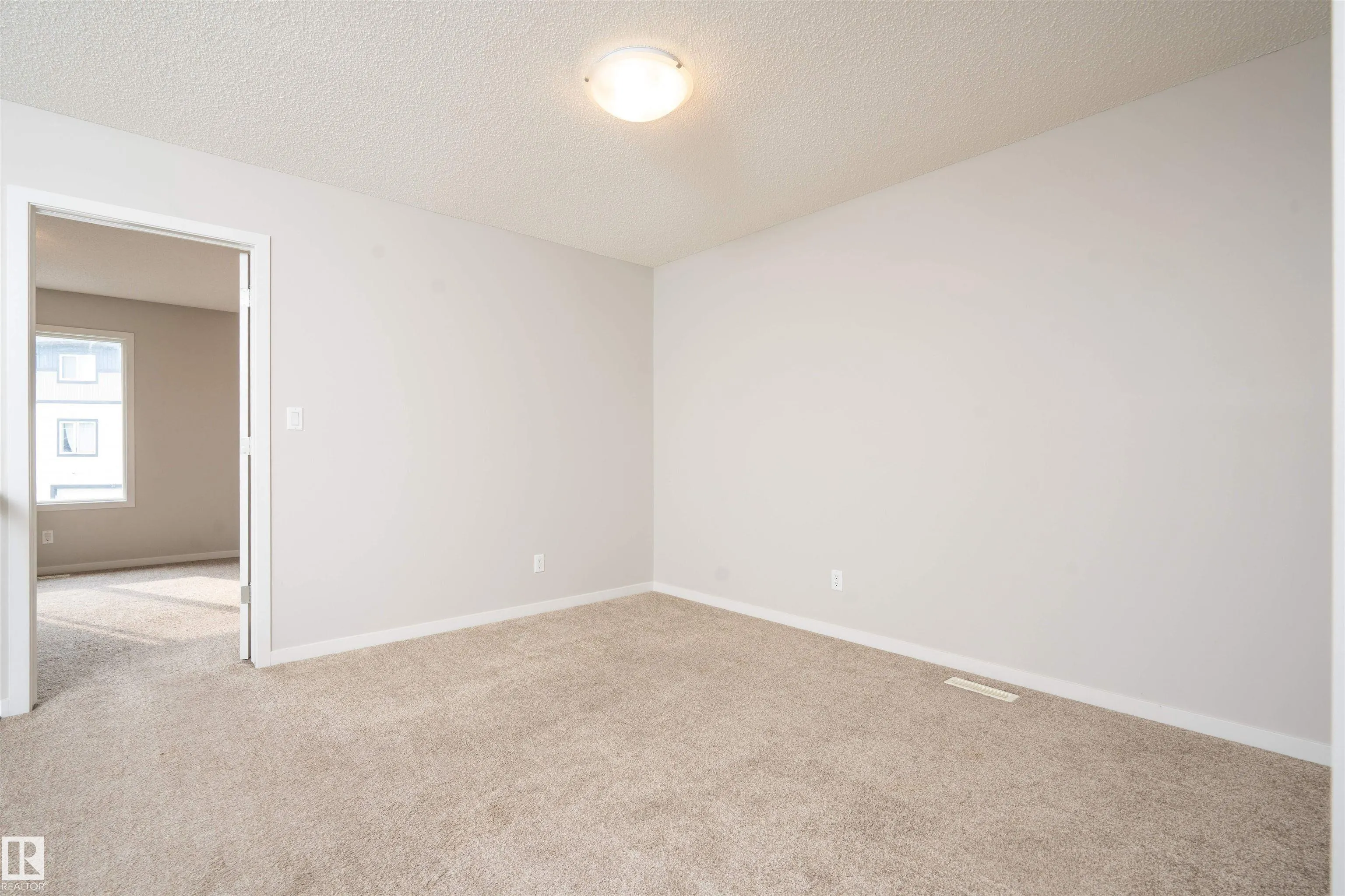2606 COUGHLAN Road