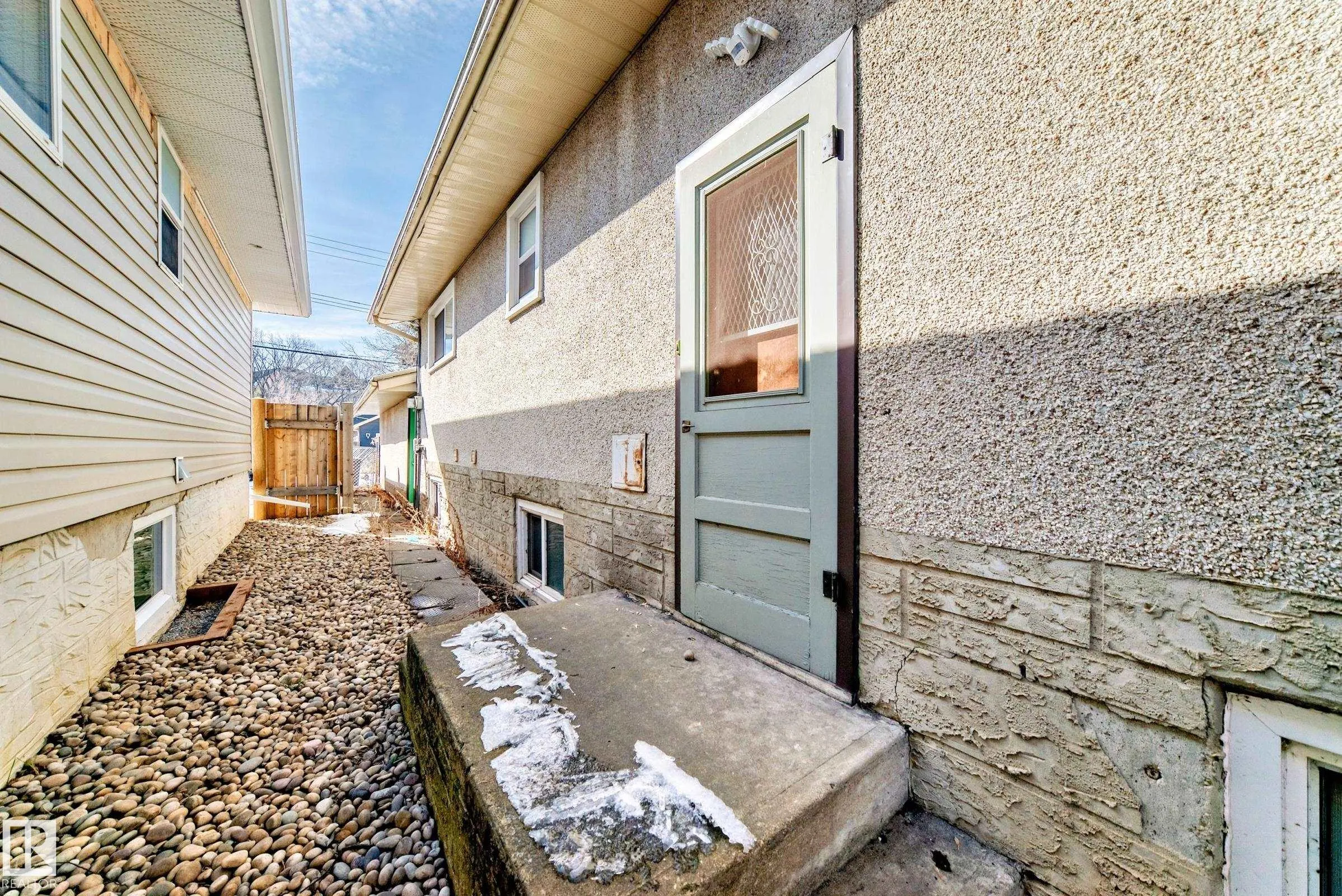 7807 108 Street