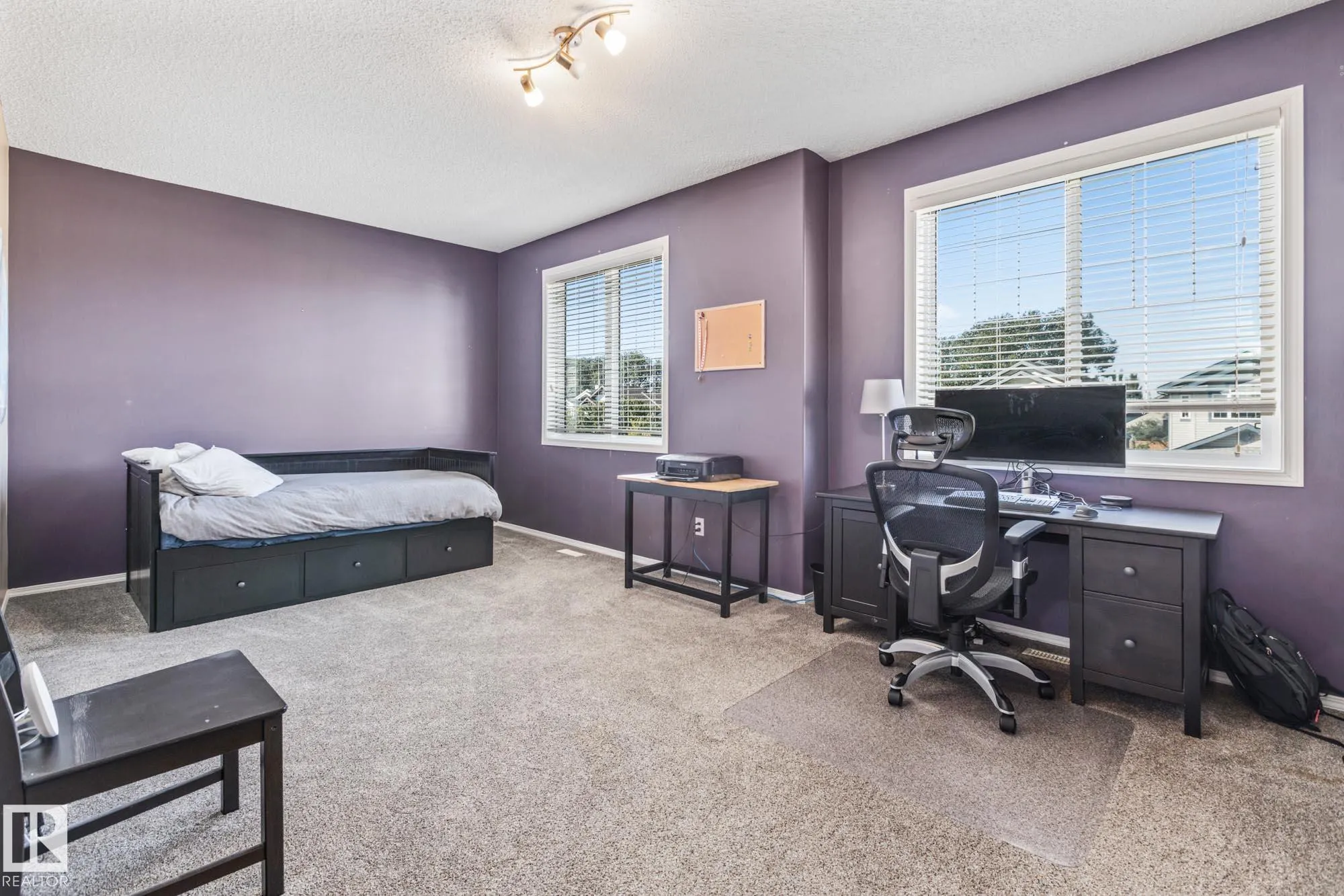 101 Naples Way