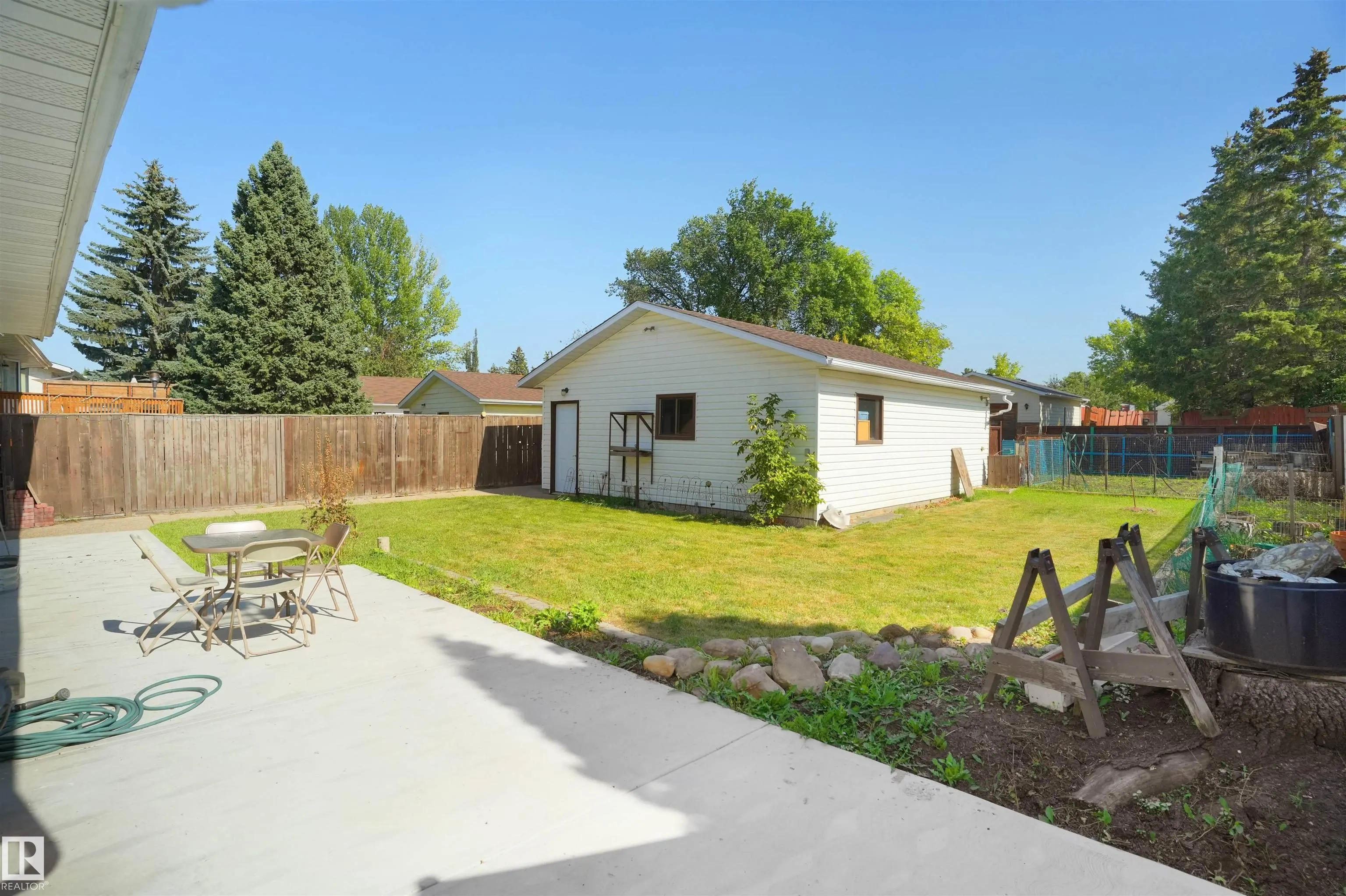 1415 80 Street