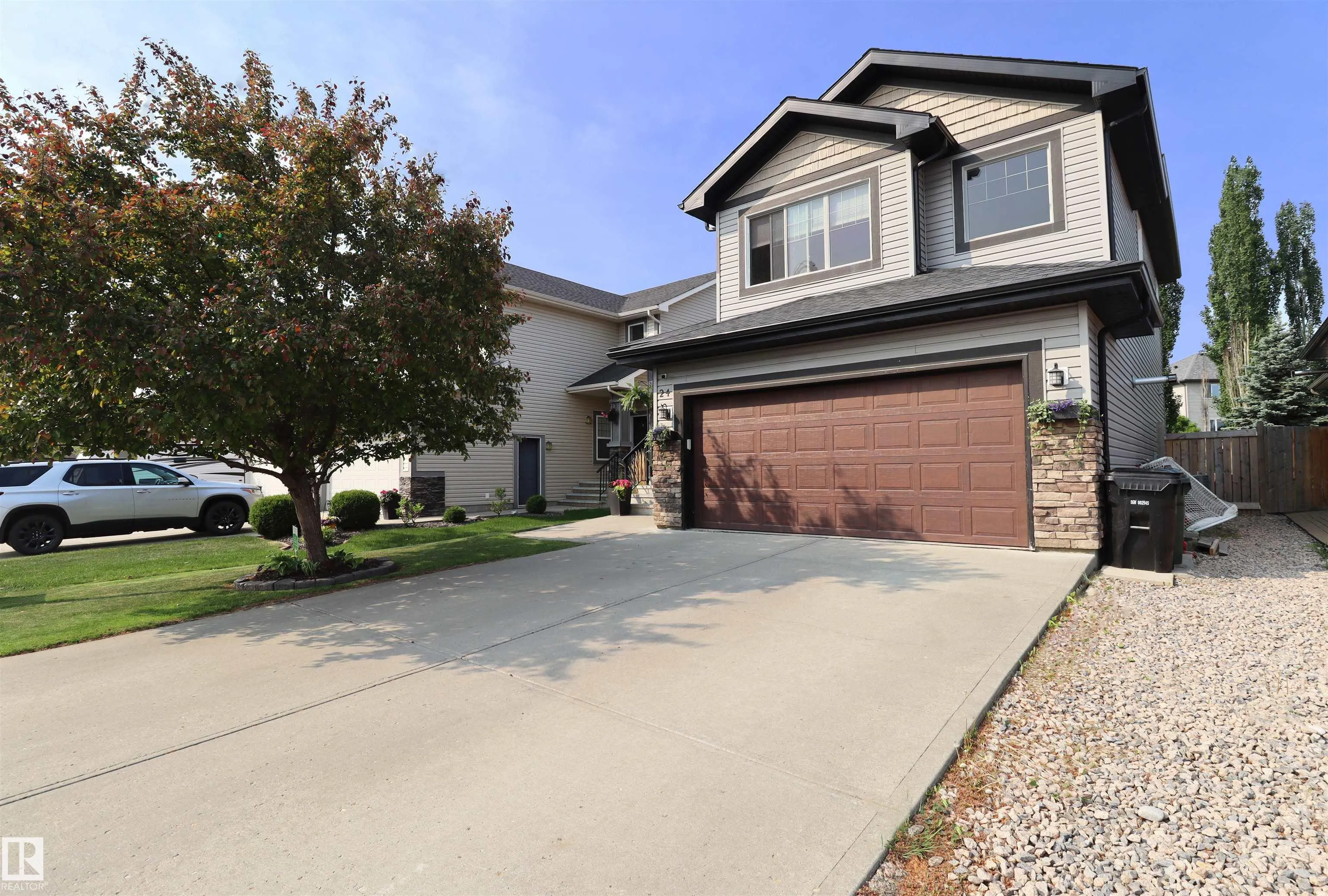 24 Henderson Landing