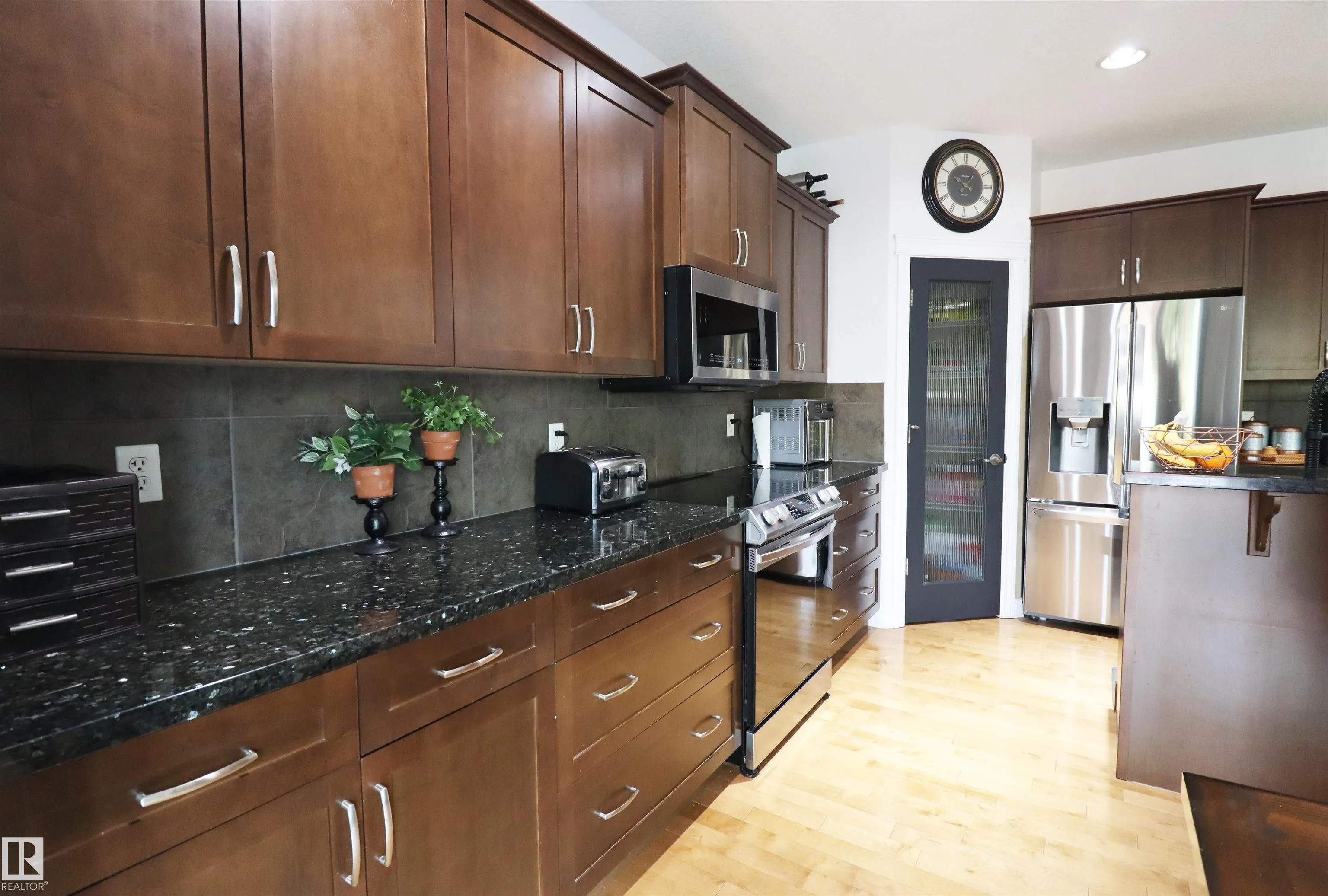 24 Henderson Landing