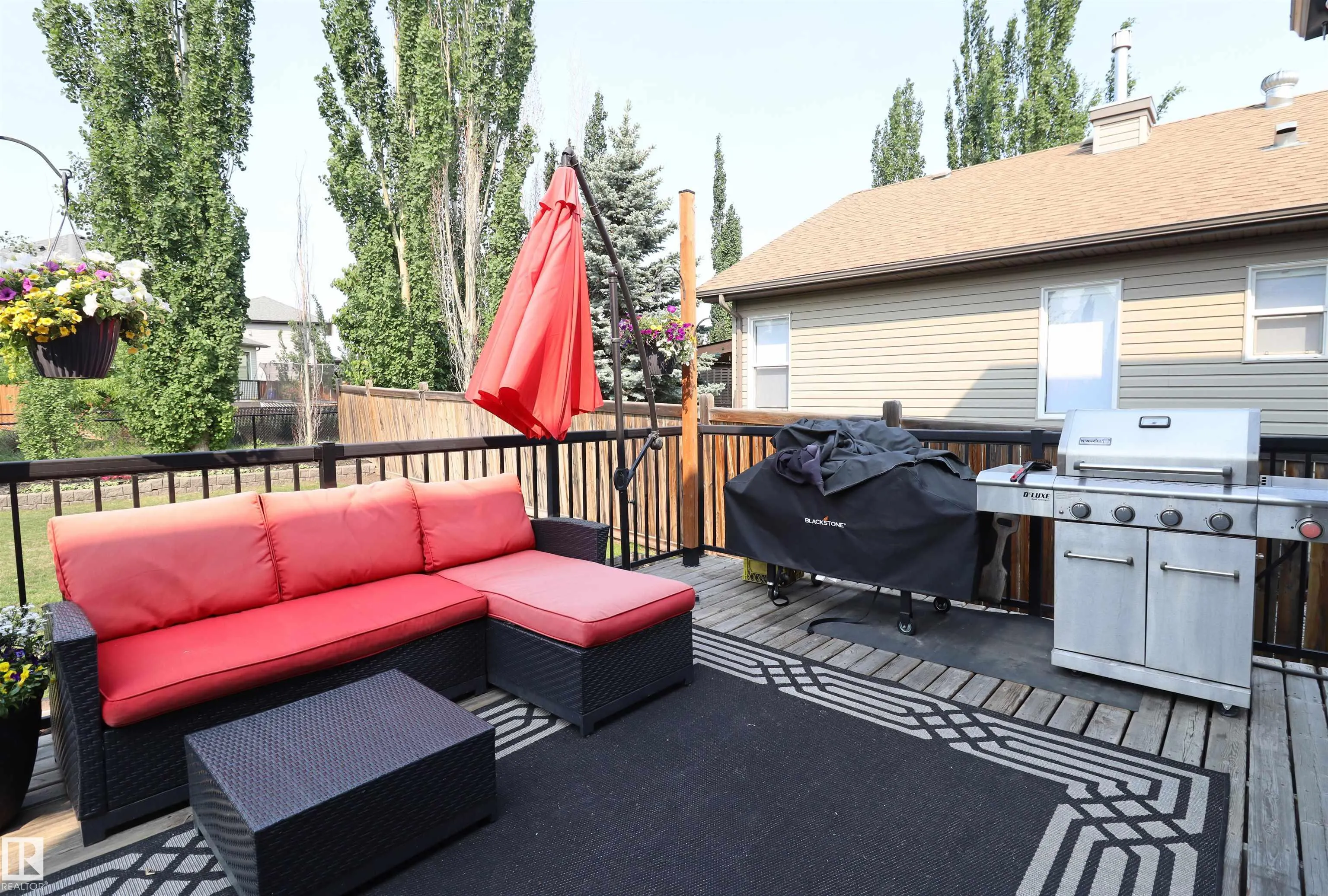 24 Henderson Landing