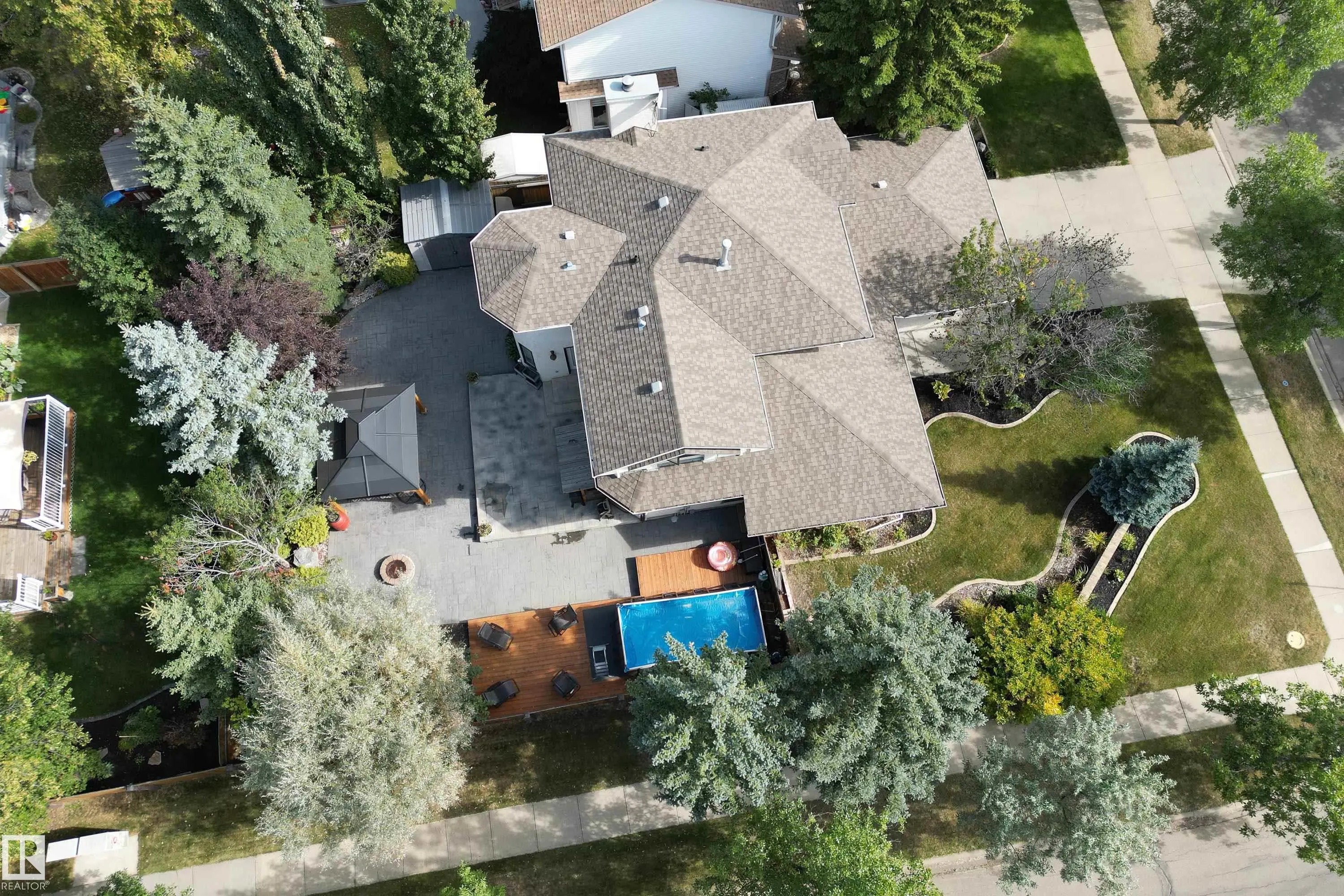 89 DUFFERIN Street