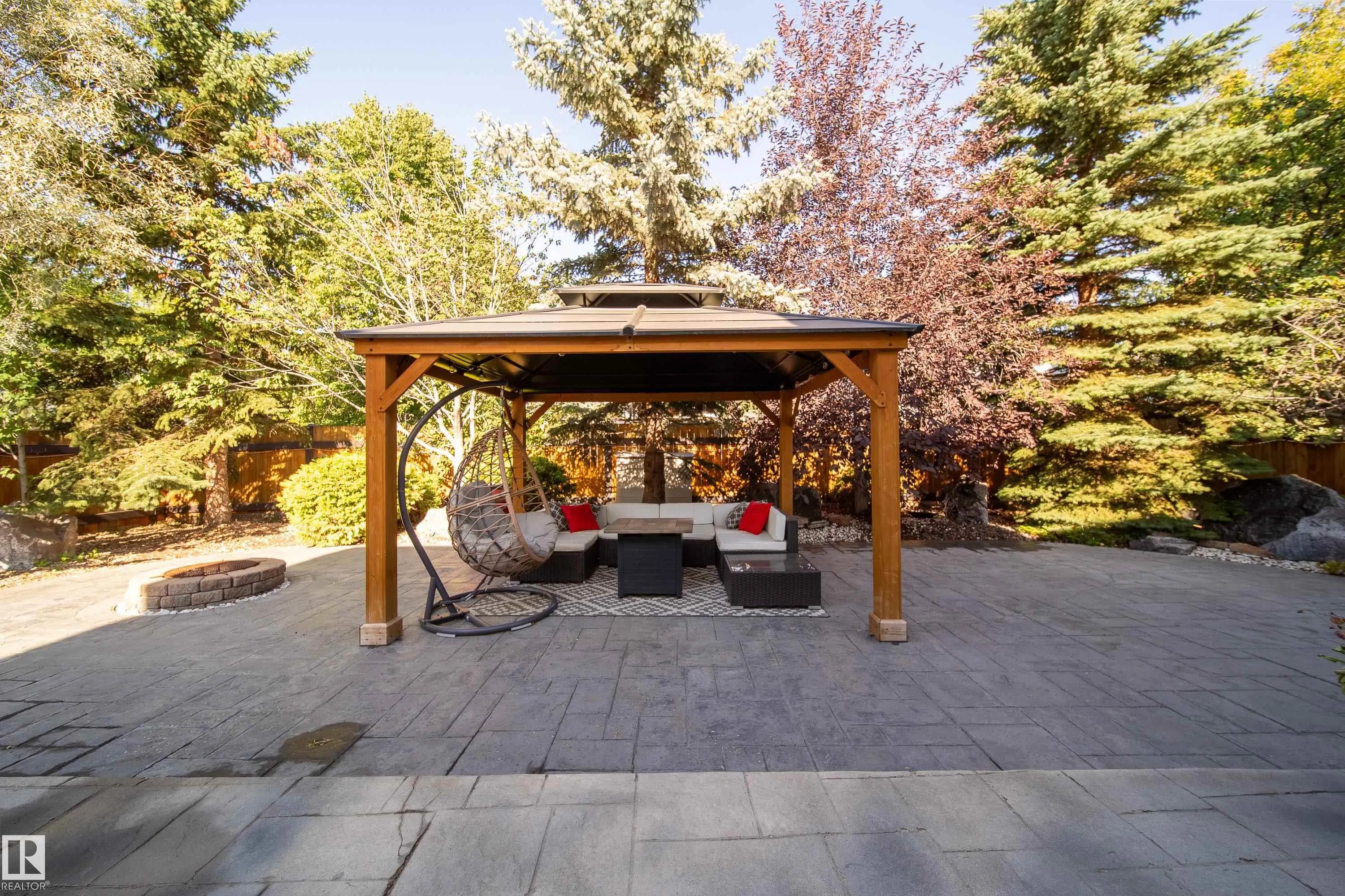 89 DUFFERIN Street