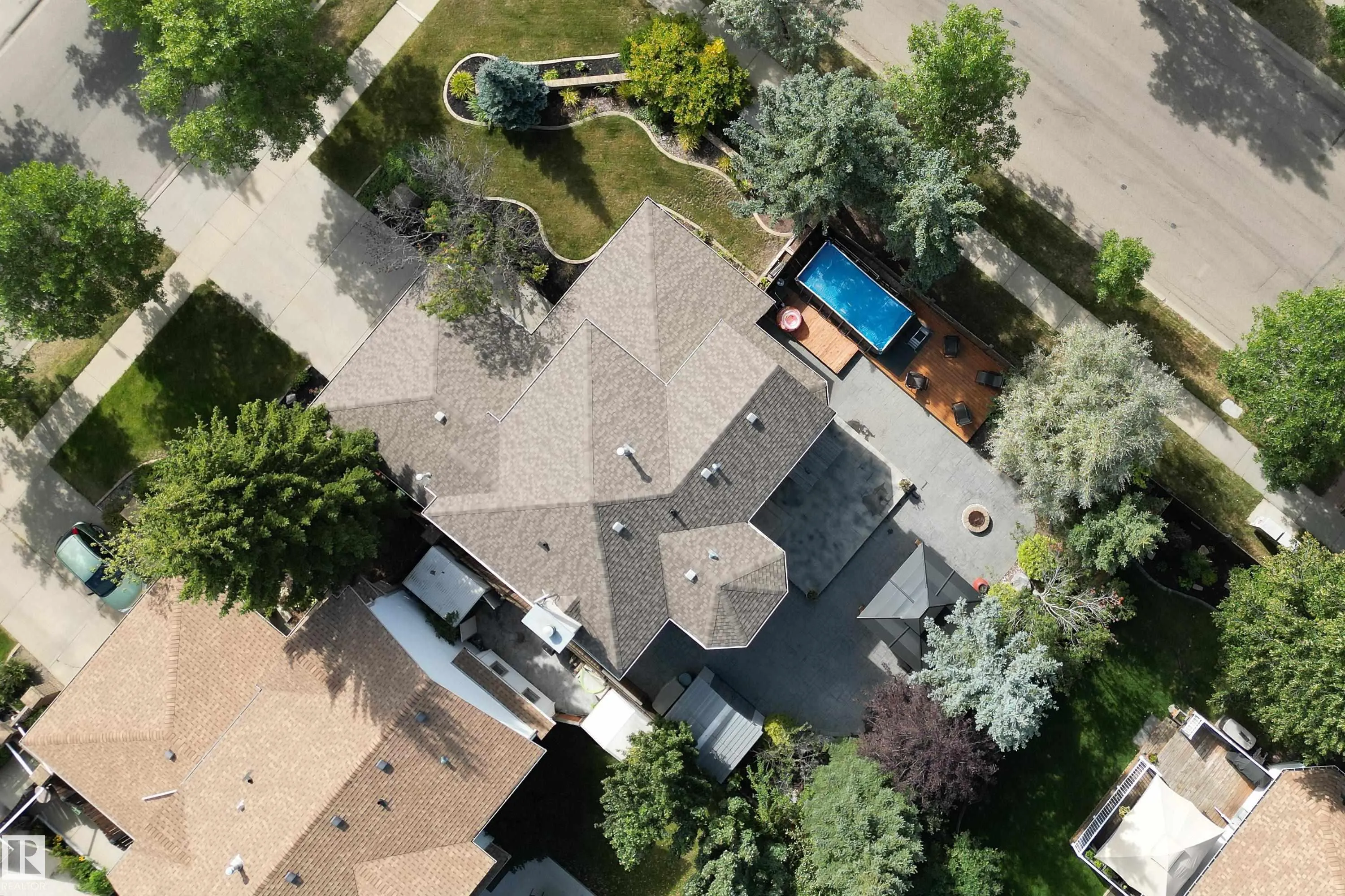 89 DUFFERIN Street