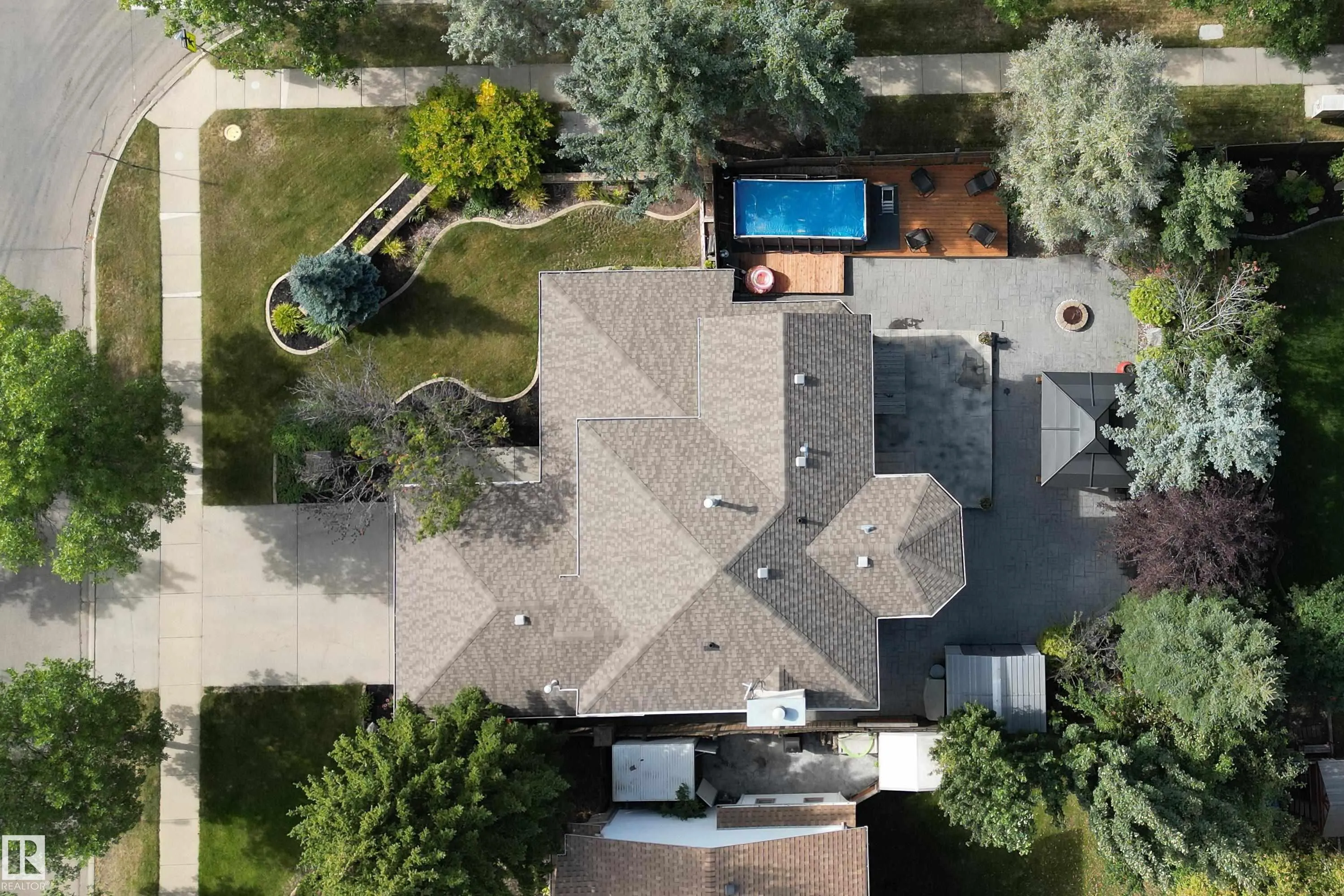 89 DUFFERIN Street