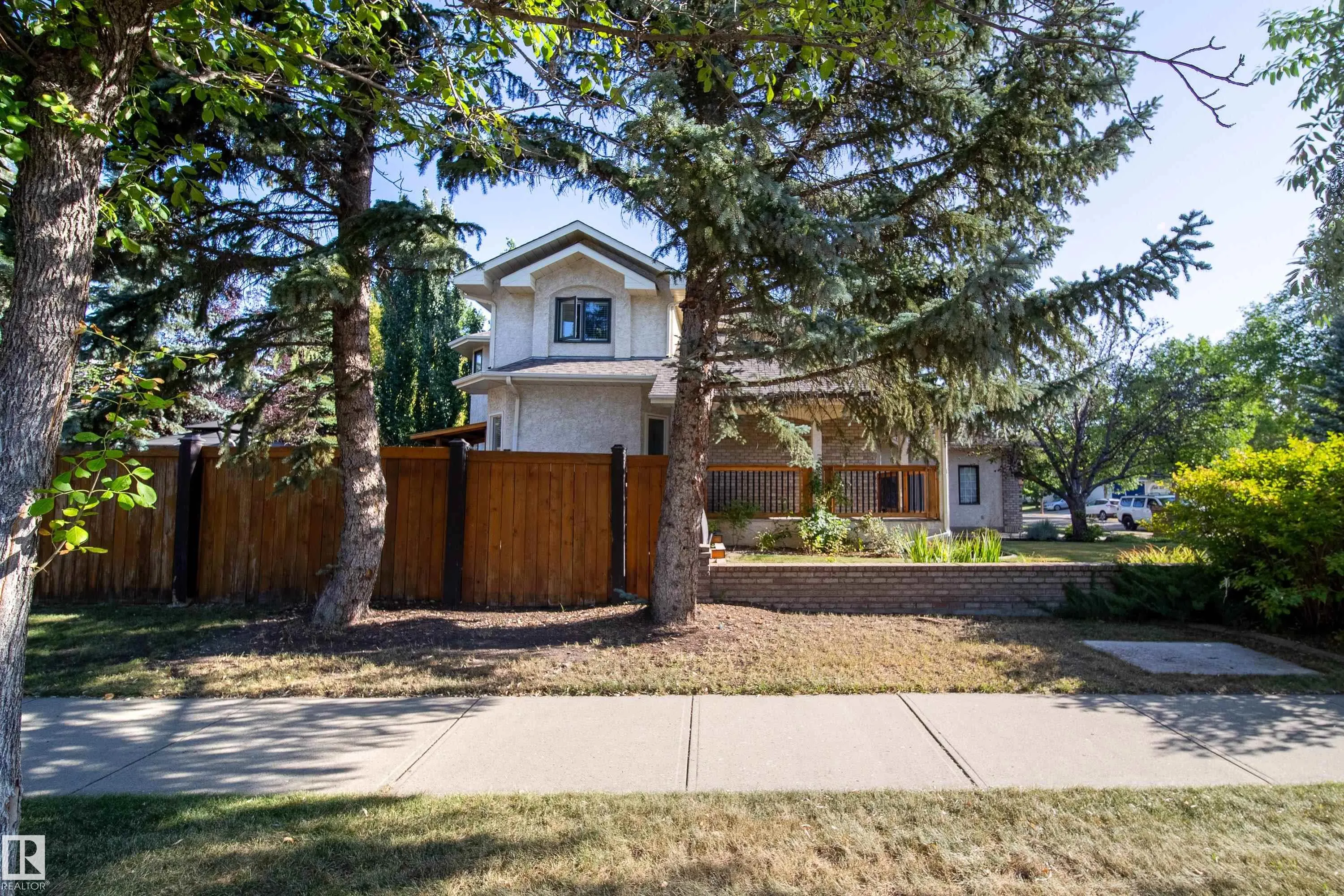 89 DUFFERIN Street
