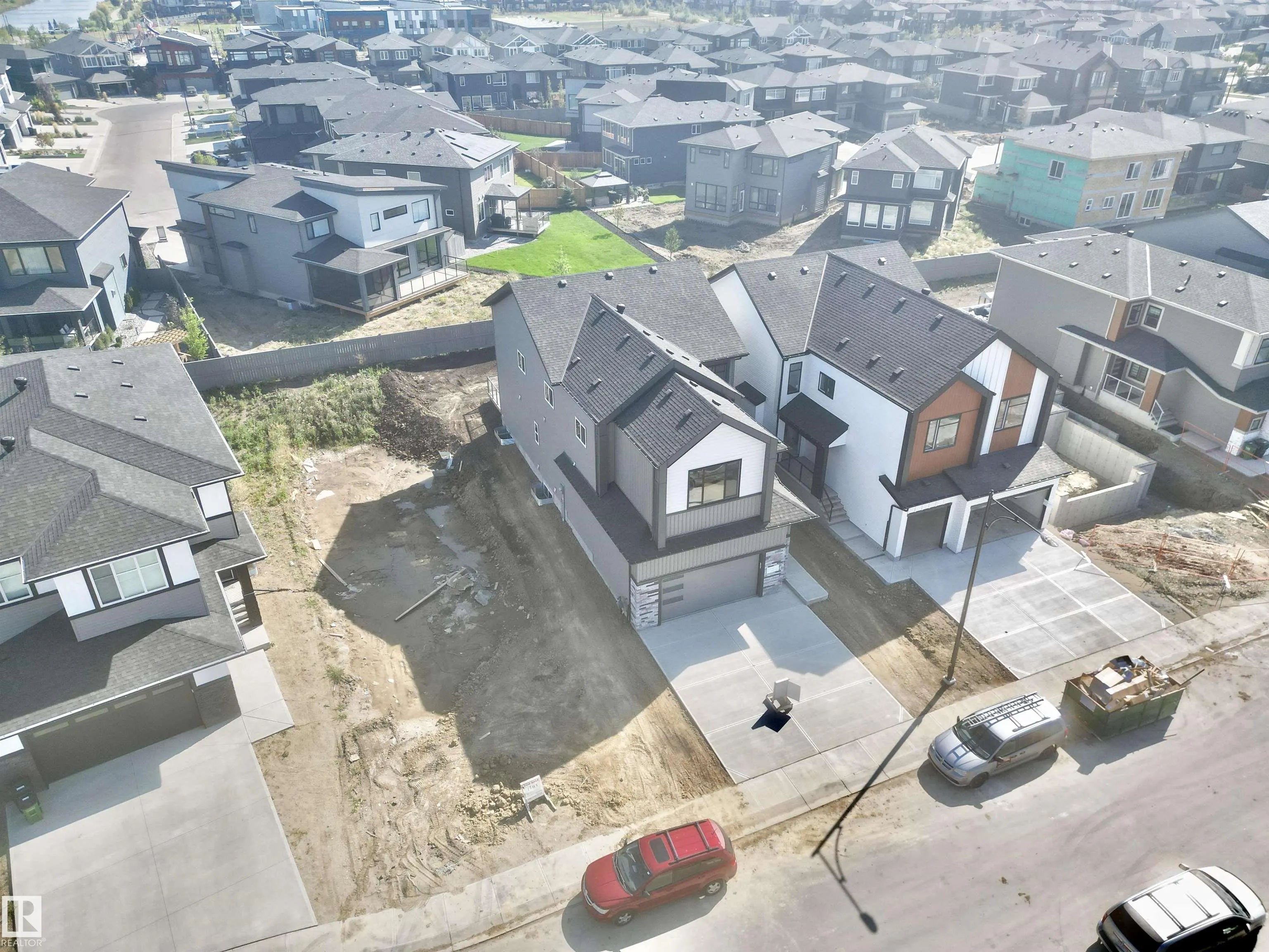 7027 KIVIAQ Crescent
