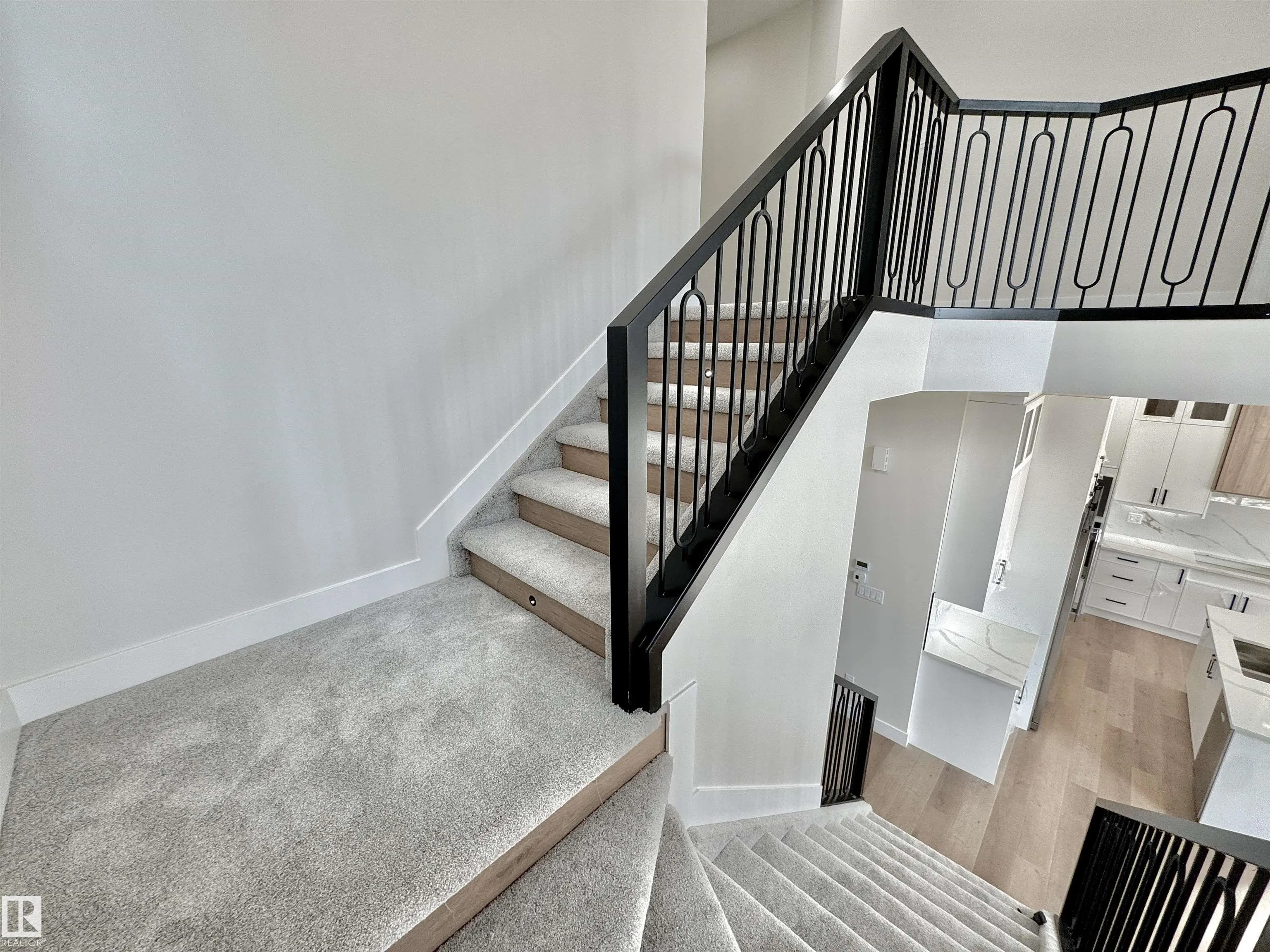 7027 KIVIAQ Crescent