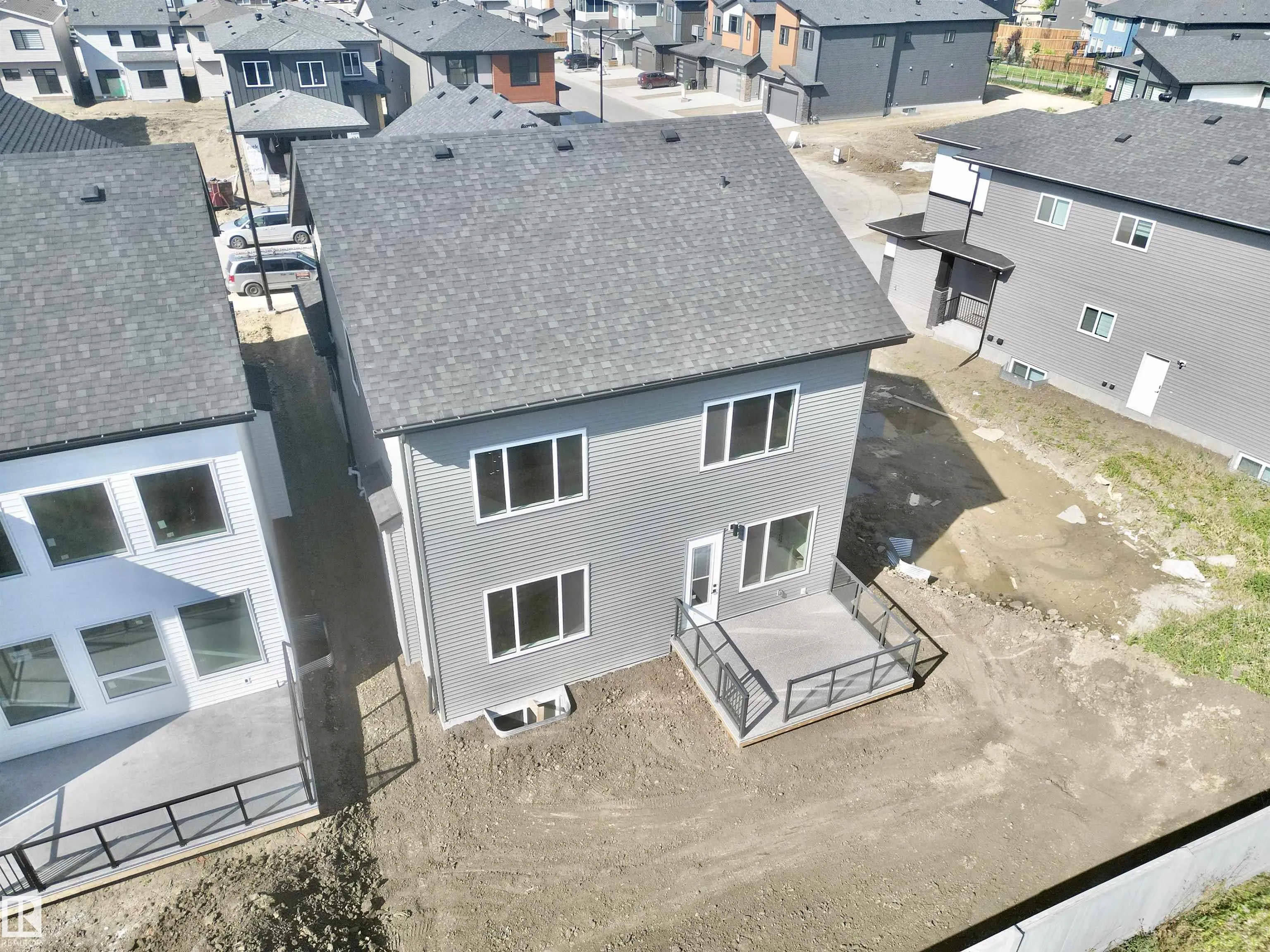 7027 KIVIAQ Crescent
