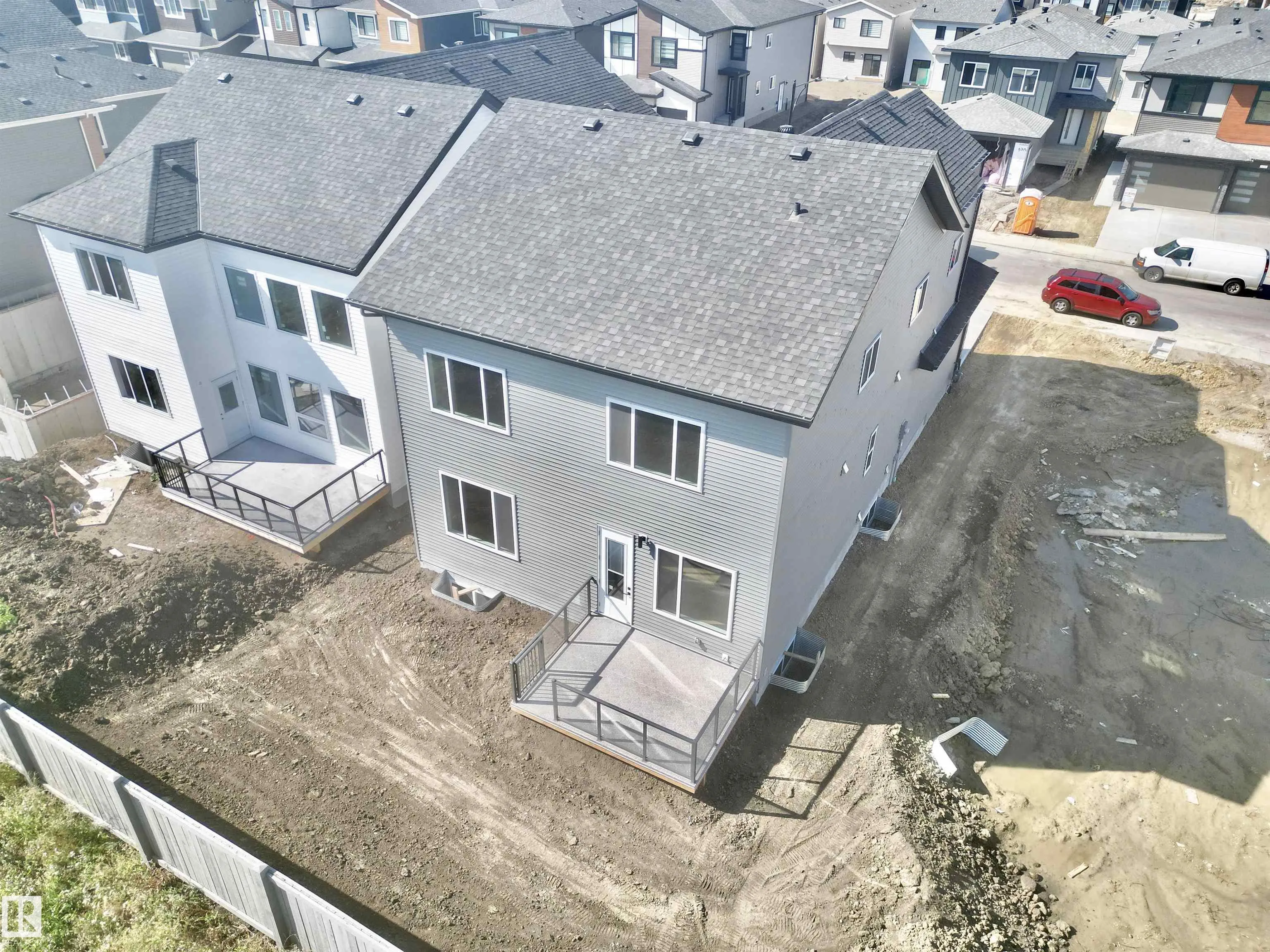 7027 KIVIAQ Crescent