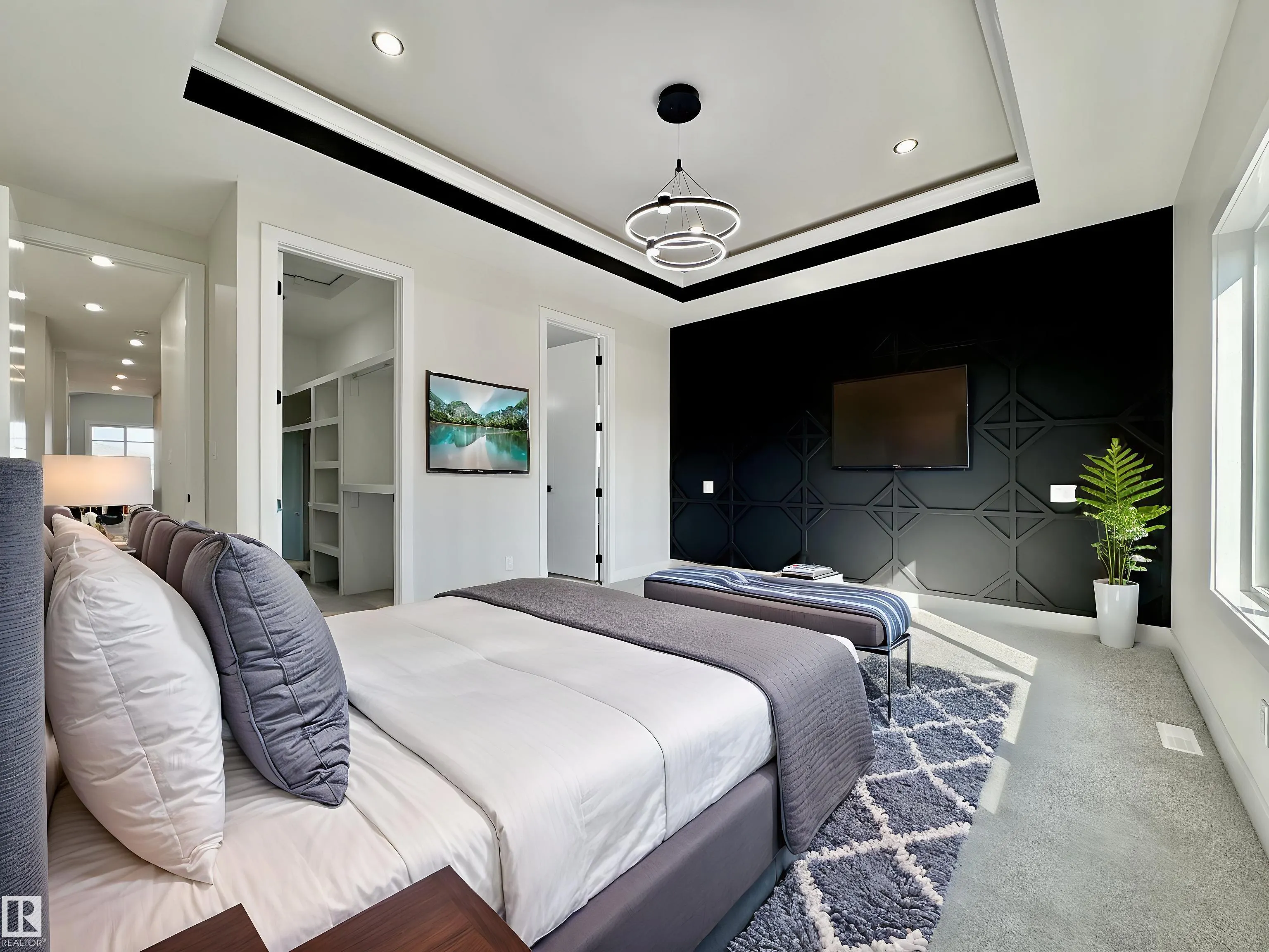 7027 KIVIAQ Crescent