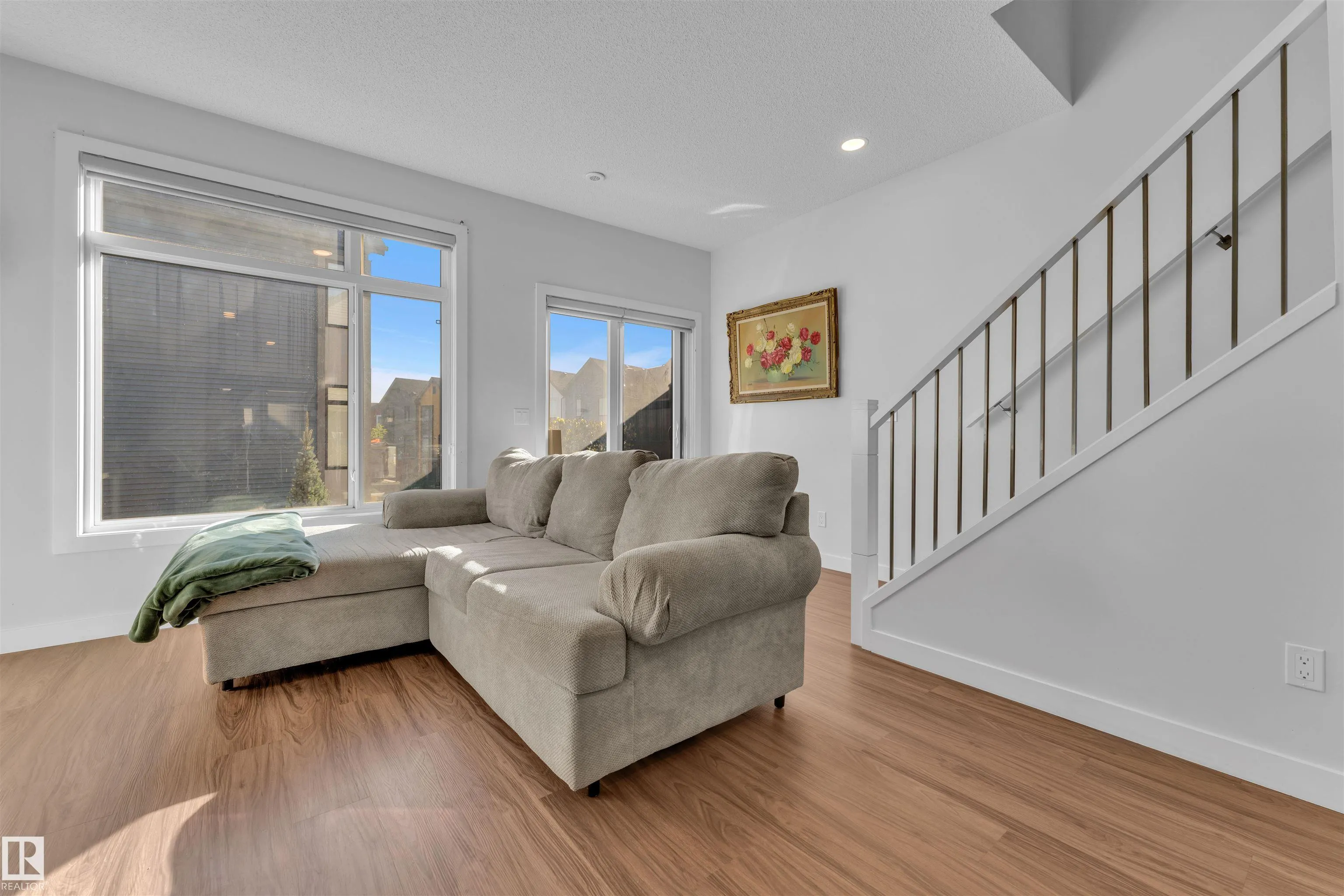1010 RABBIT HILL Road