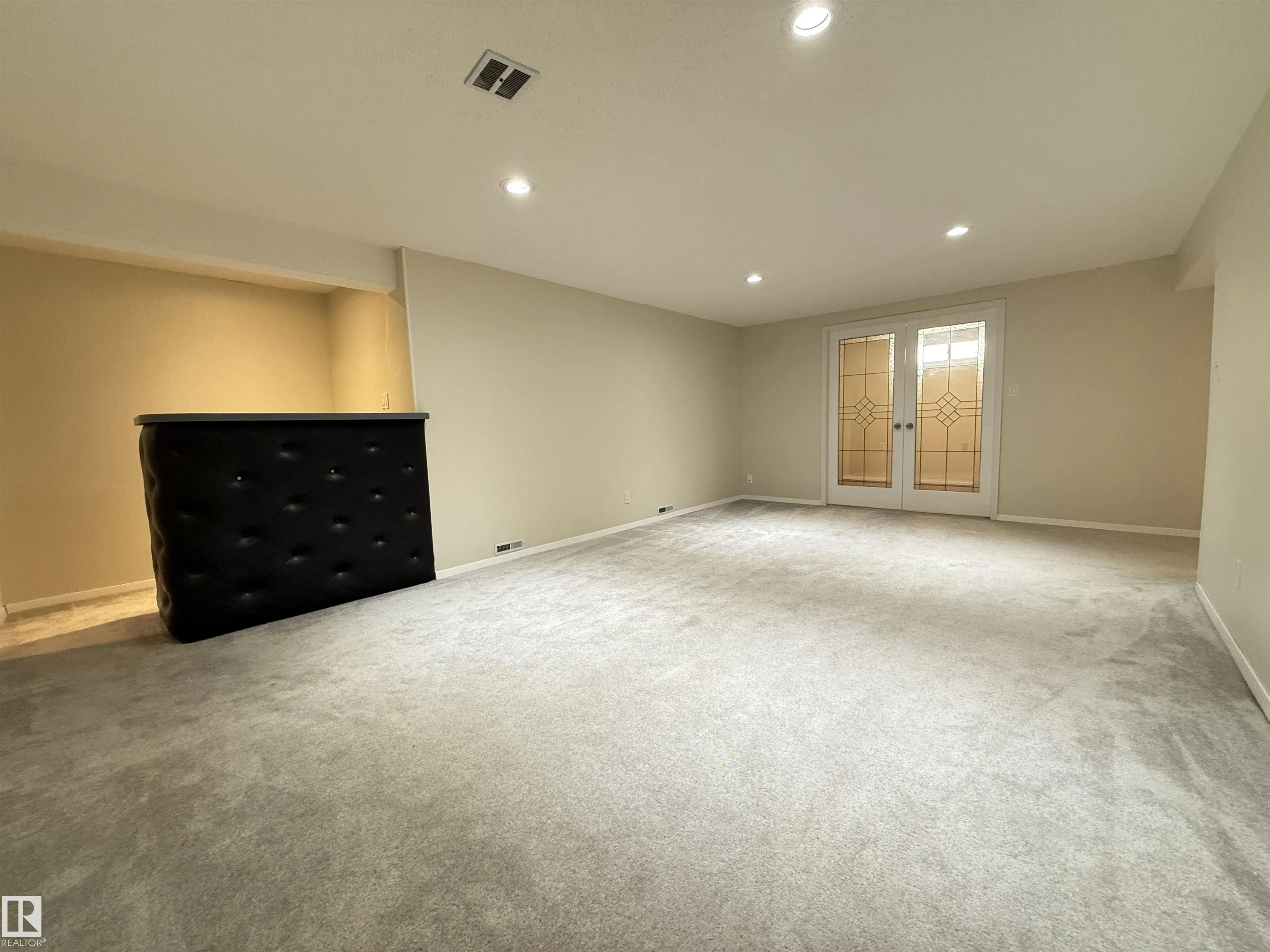 142 GARNET Road