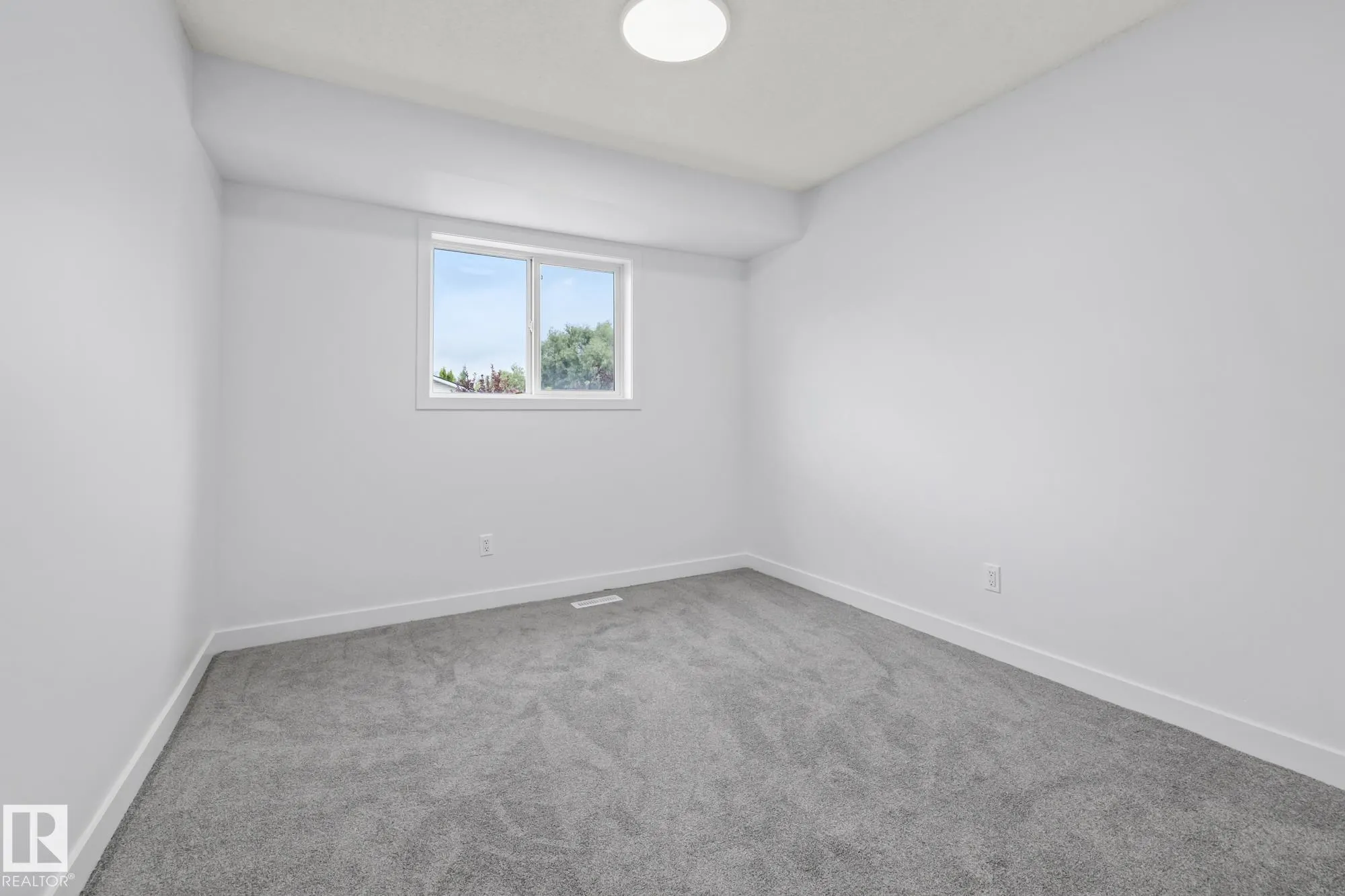 209 Bancroft Close