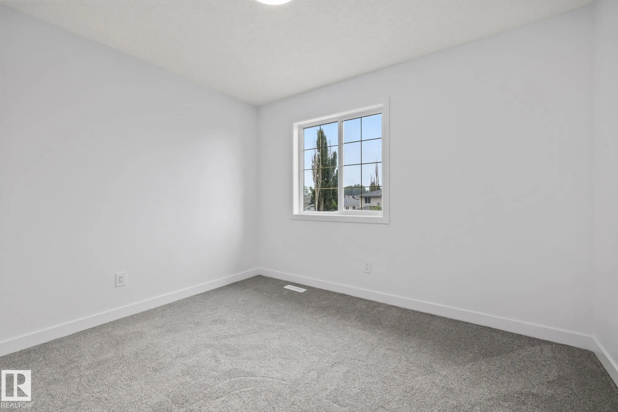 209 Bancroft Close