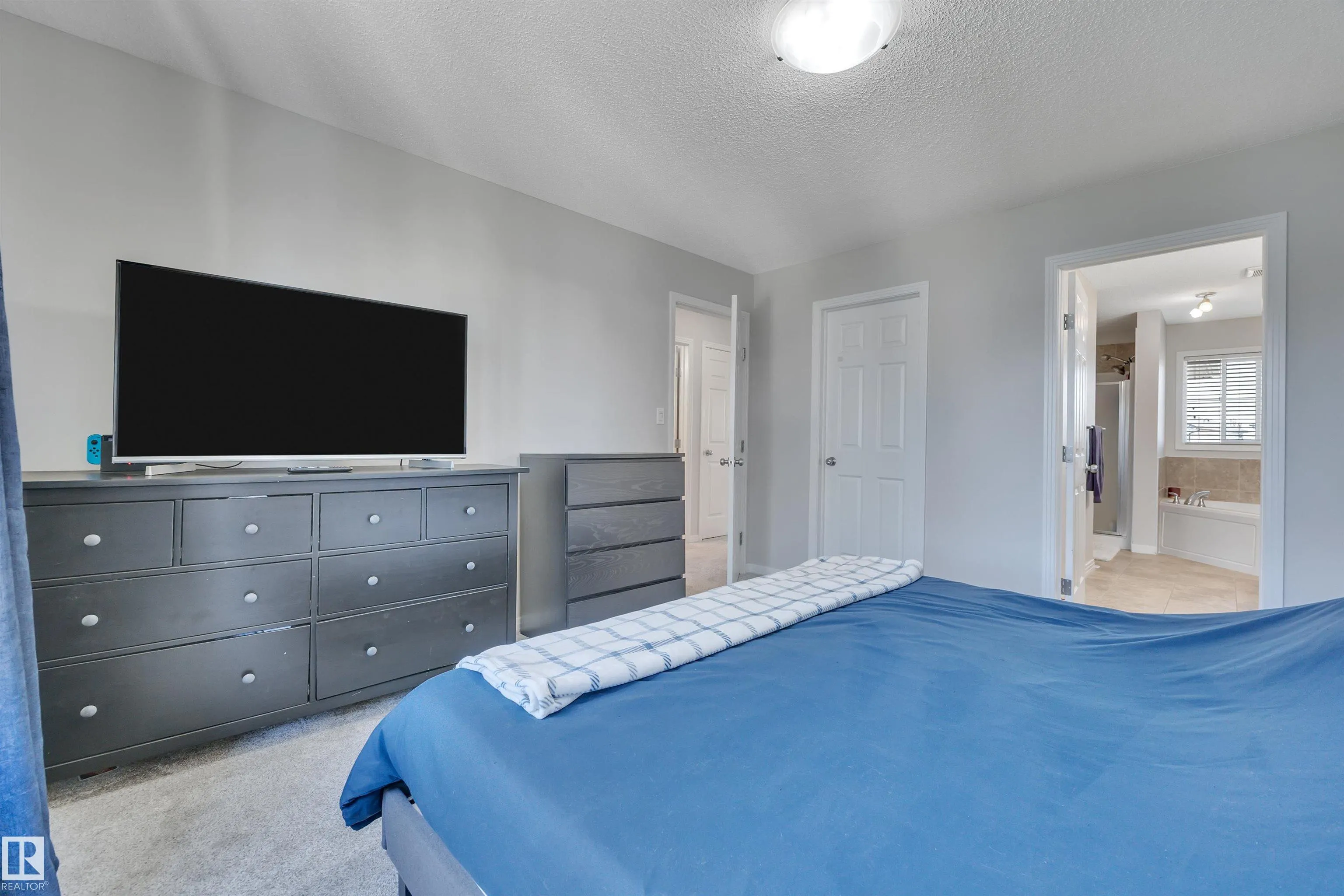 203 AVENA Circle