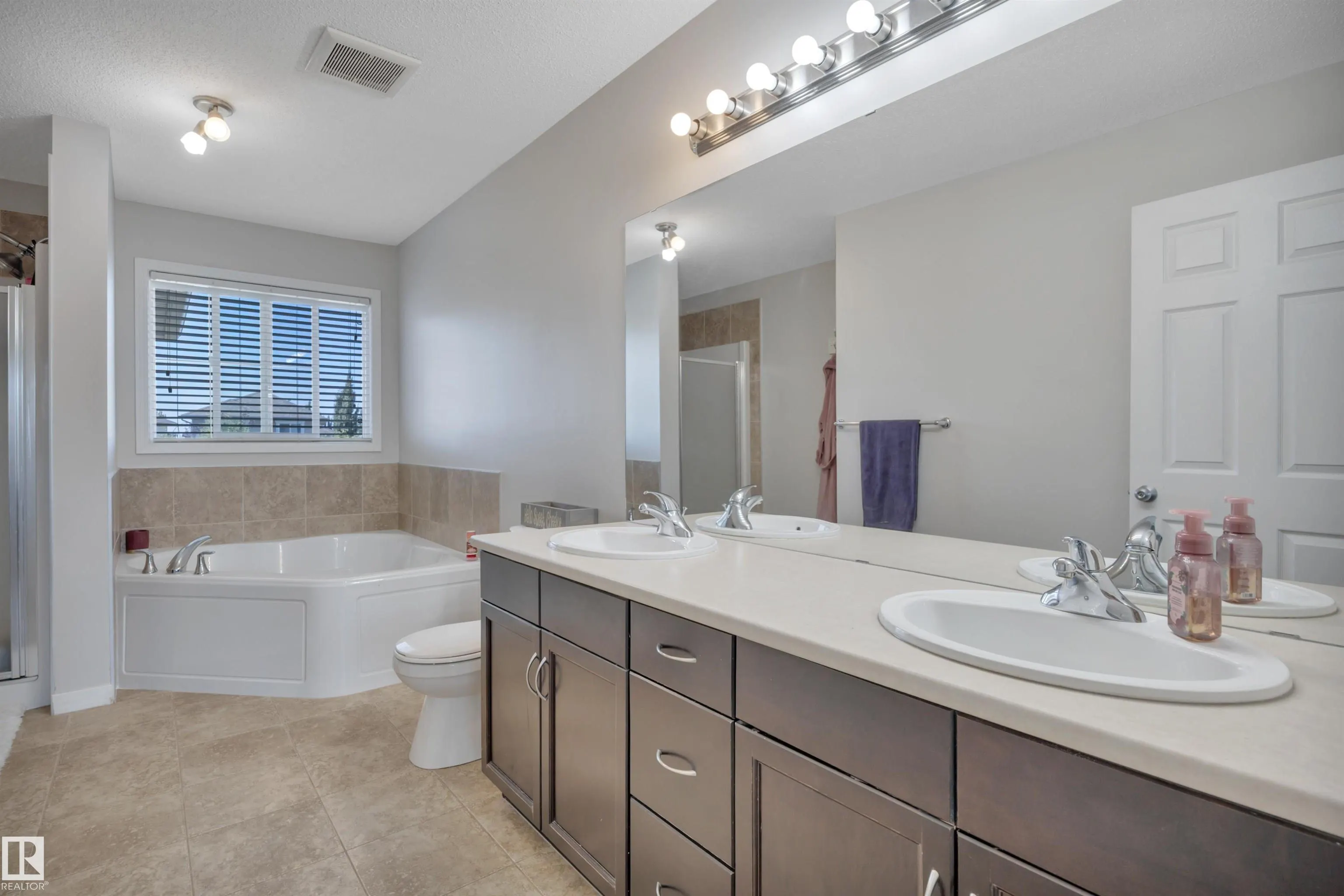 203 AVENA Circle