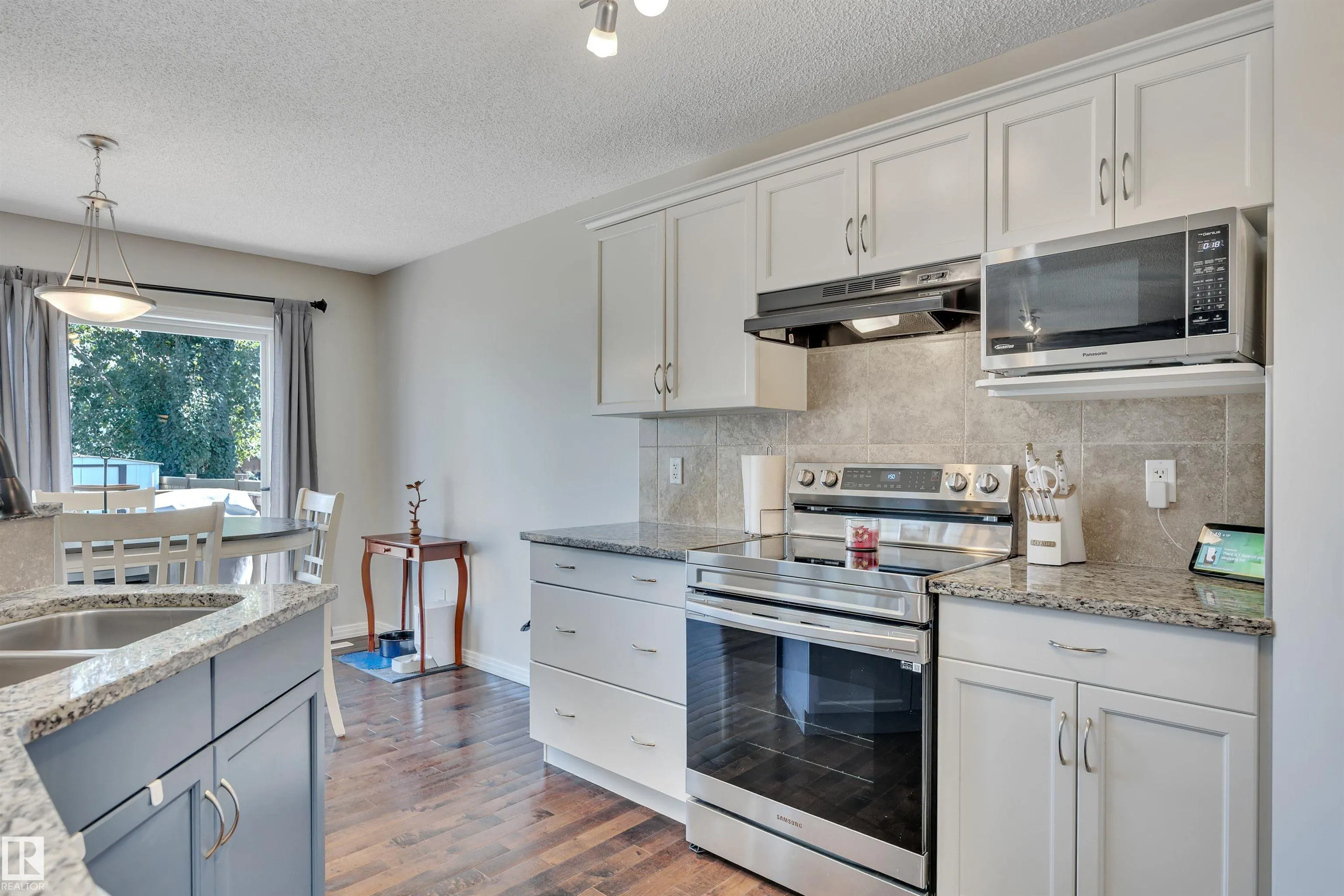 203 AVENA Circle