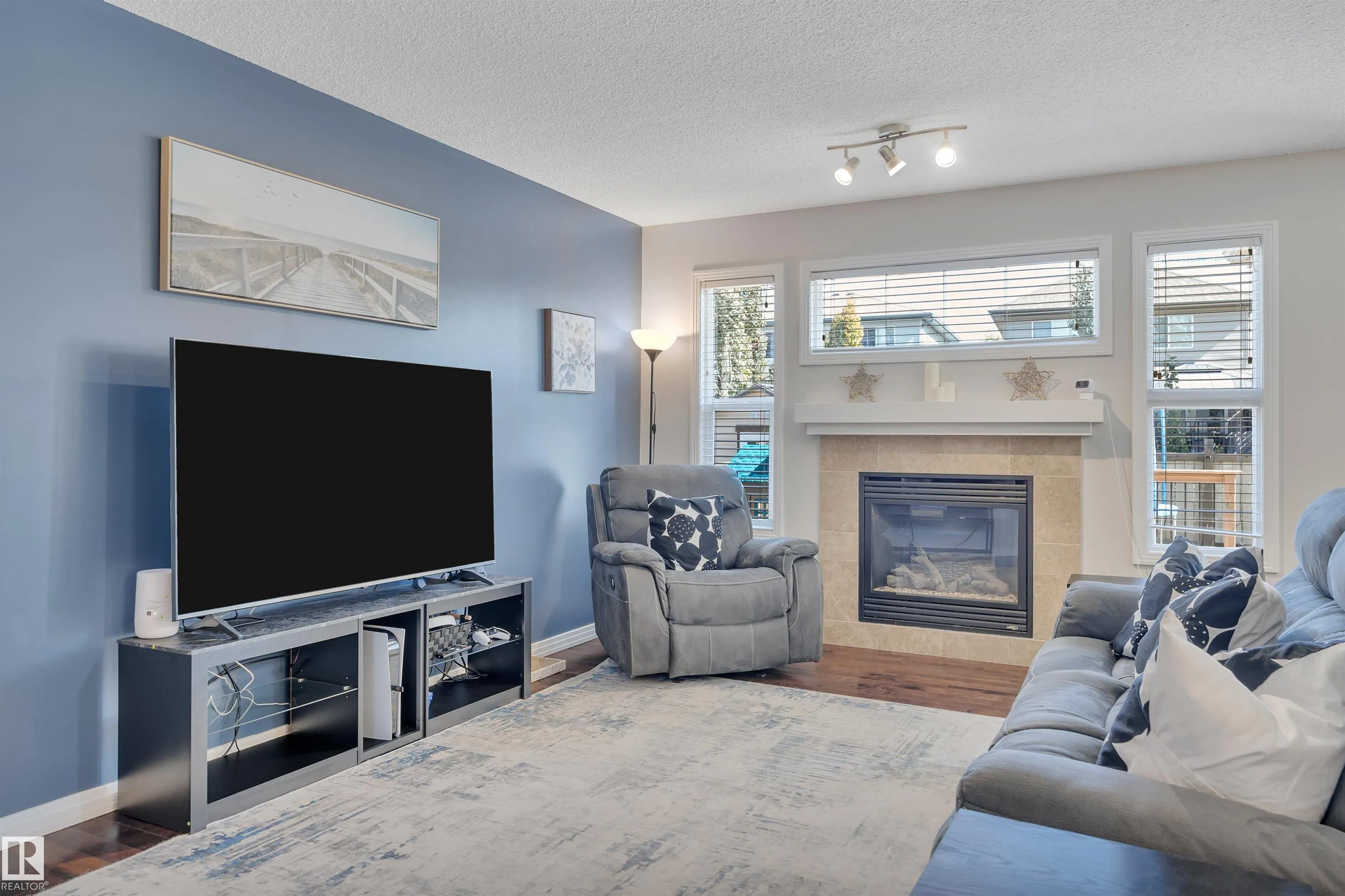 203 AVENA Circle