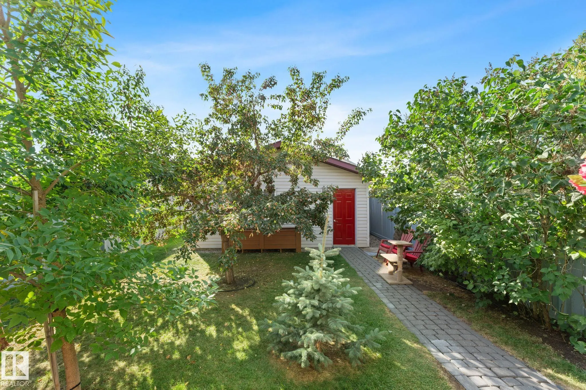 17348 90 Street