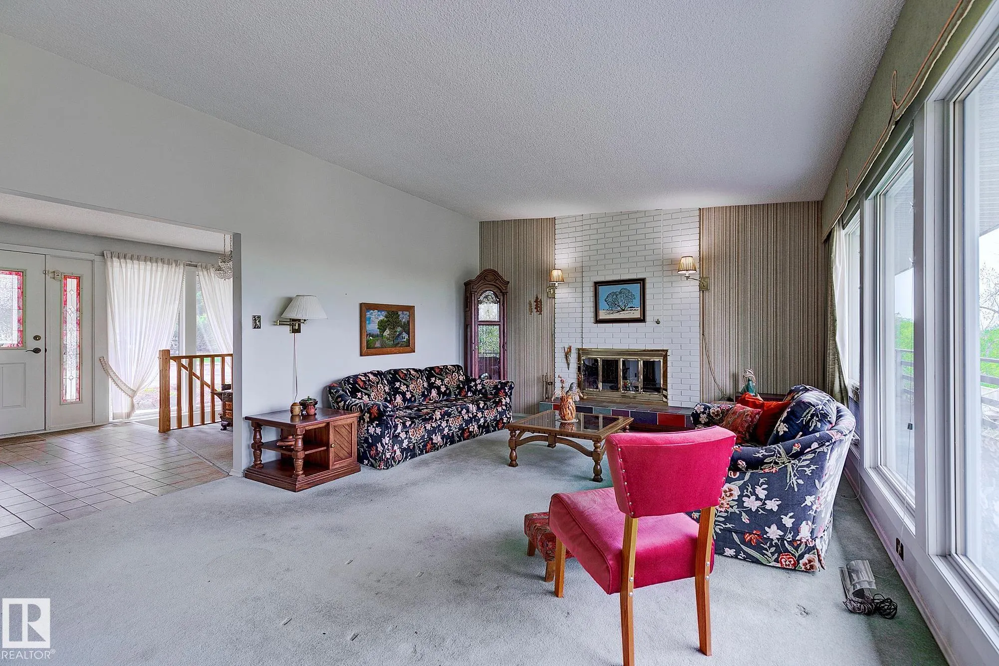 140 WINDERMERE Drive