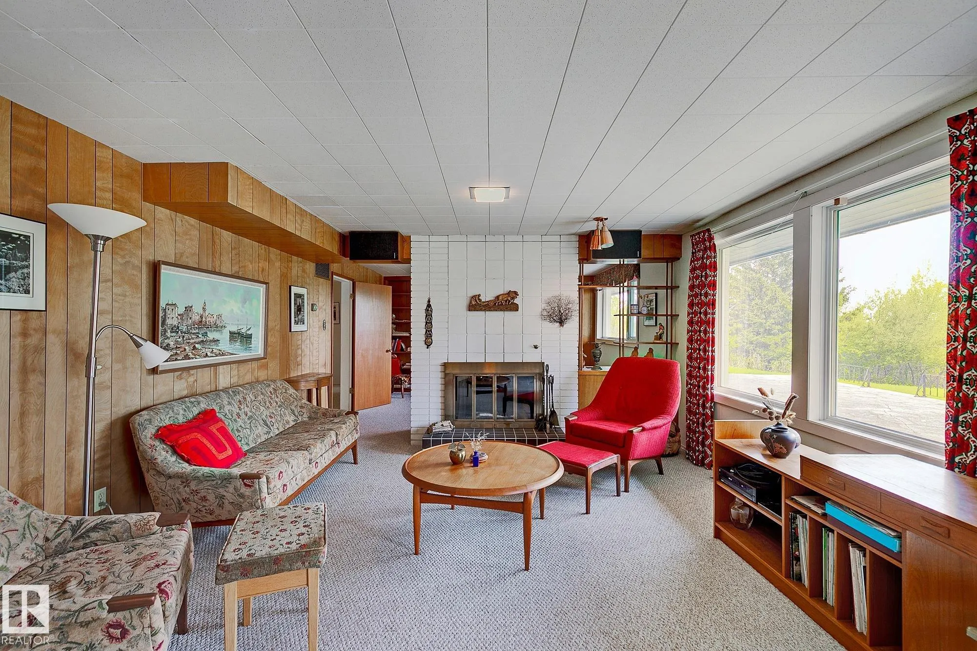 140 WINDERMERE Drive