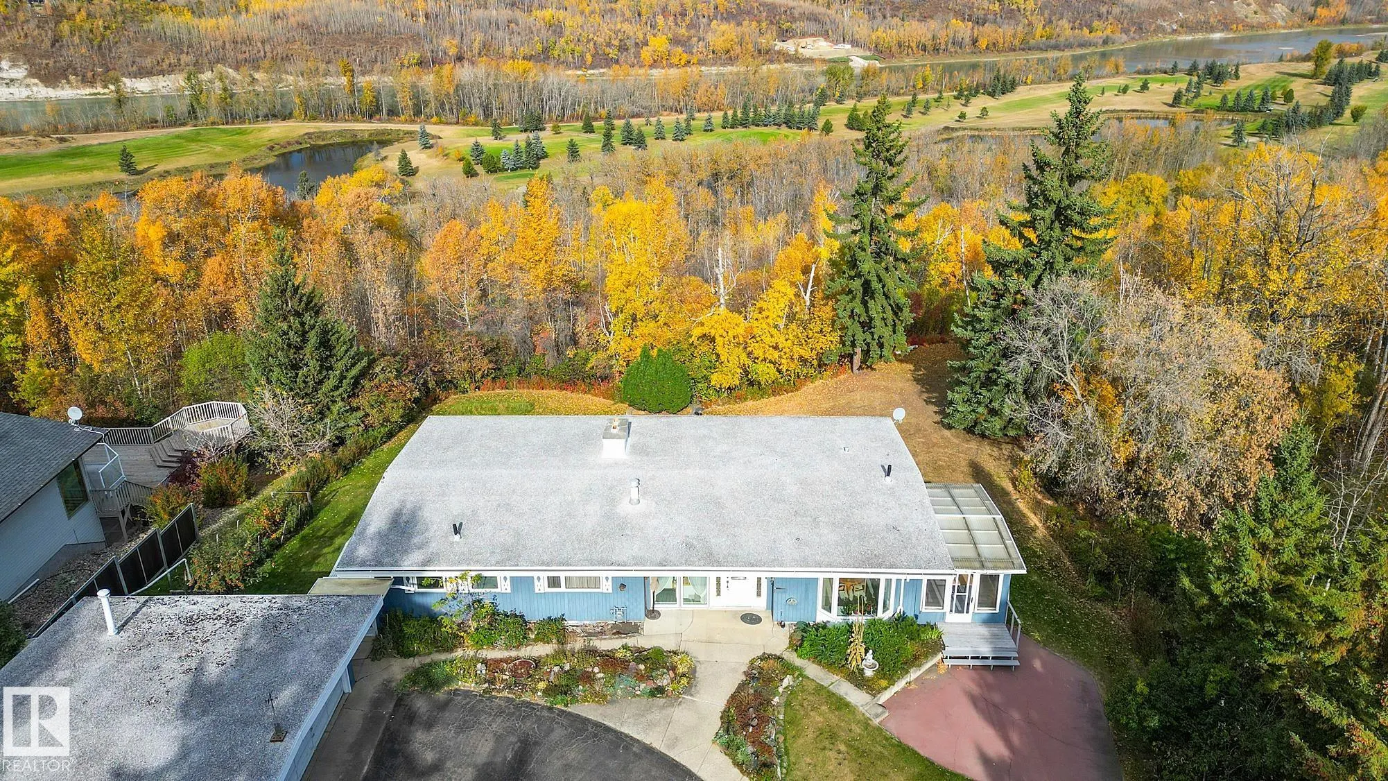 140 WINDERMERE Drive