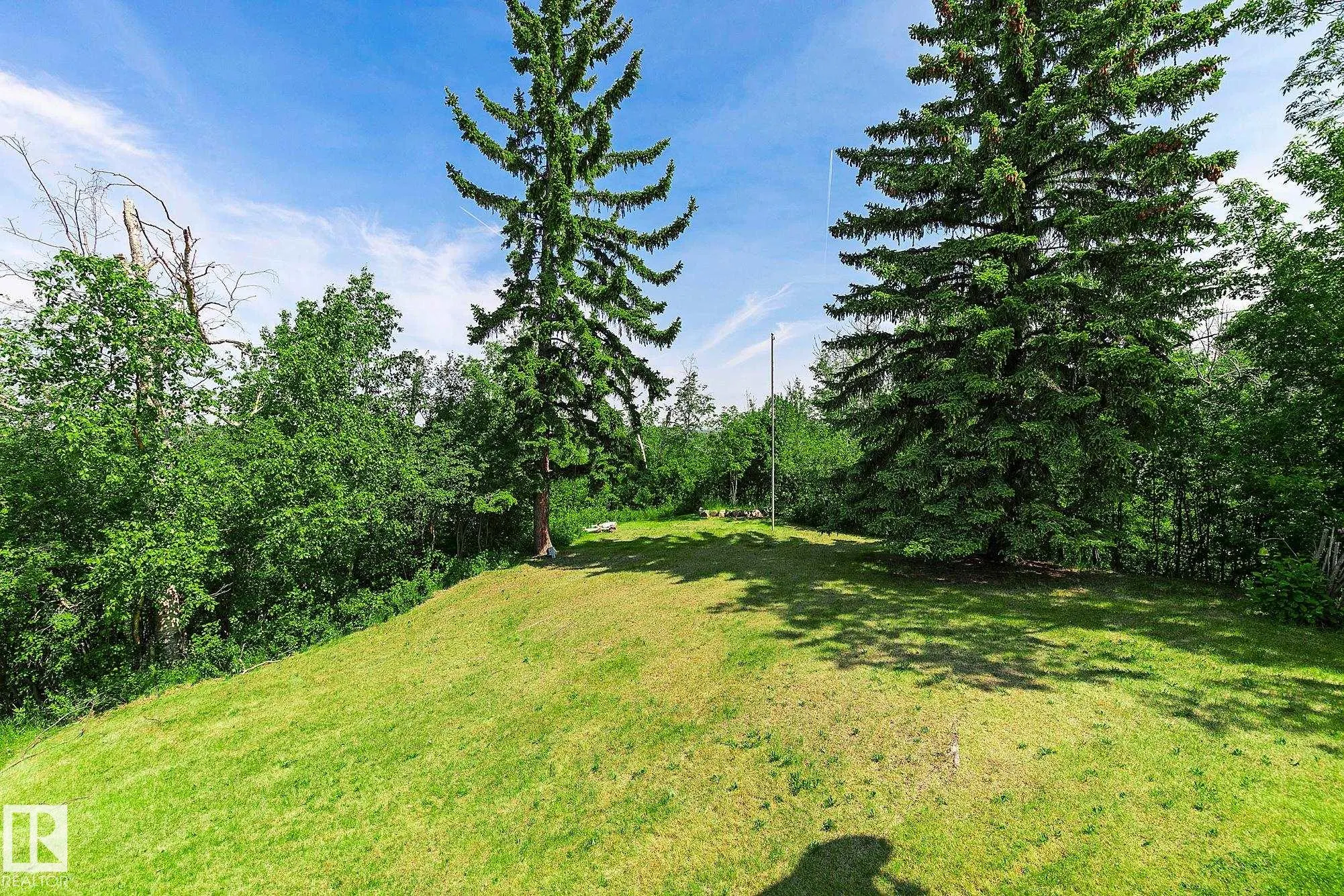 140 WINDERMERE Drive