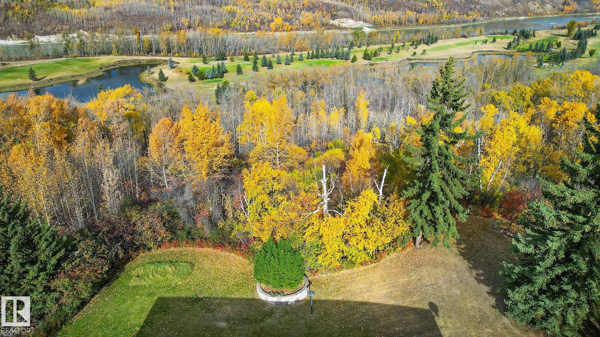 140 WINDERMERE Drive