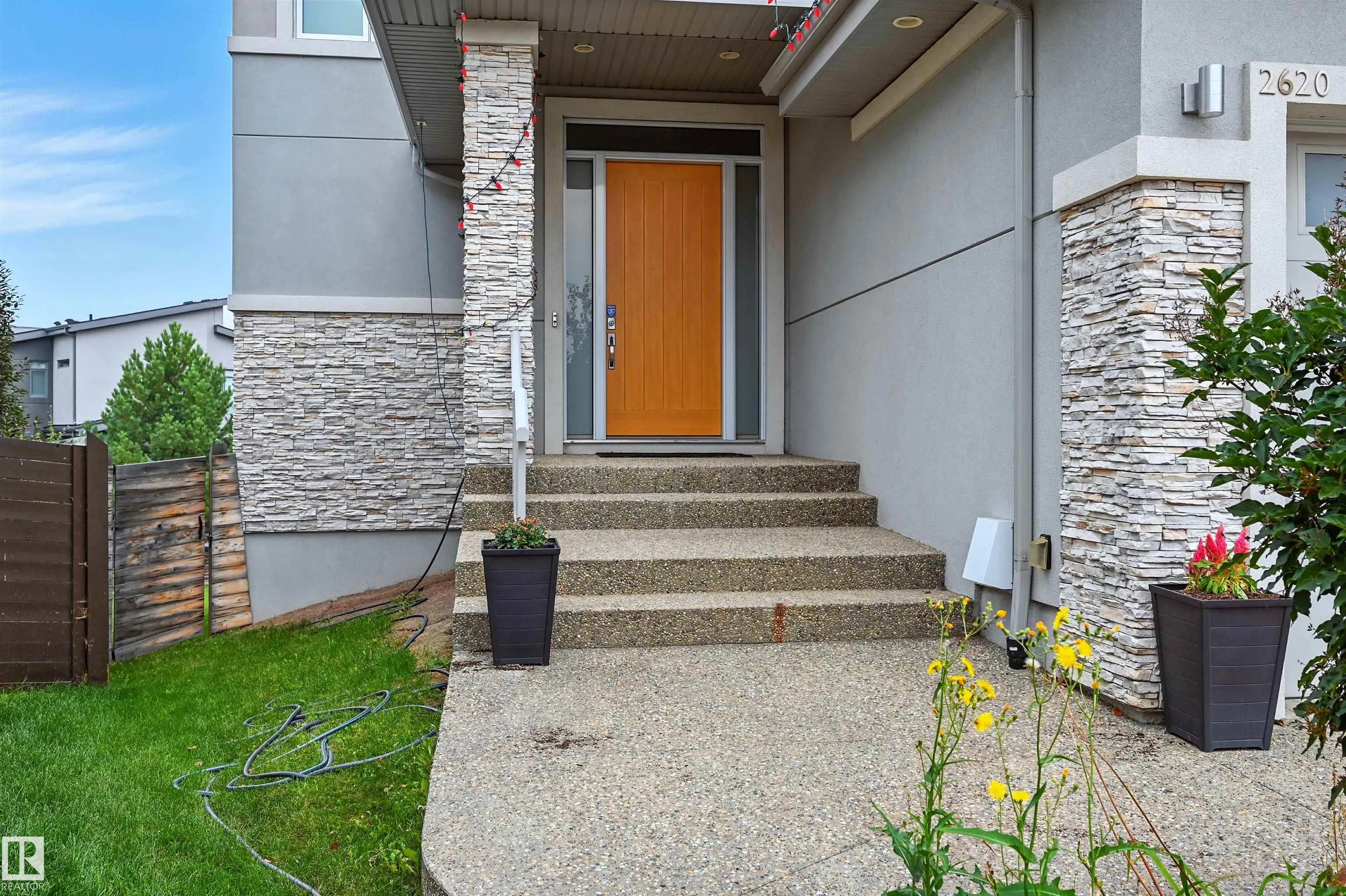 2620 WHEATON Close