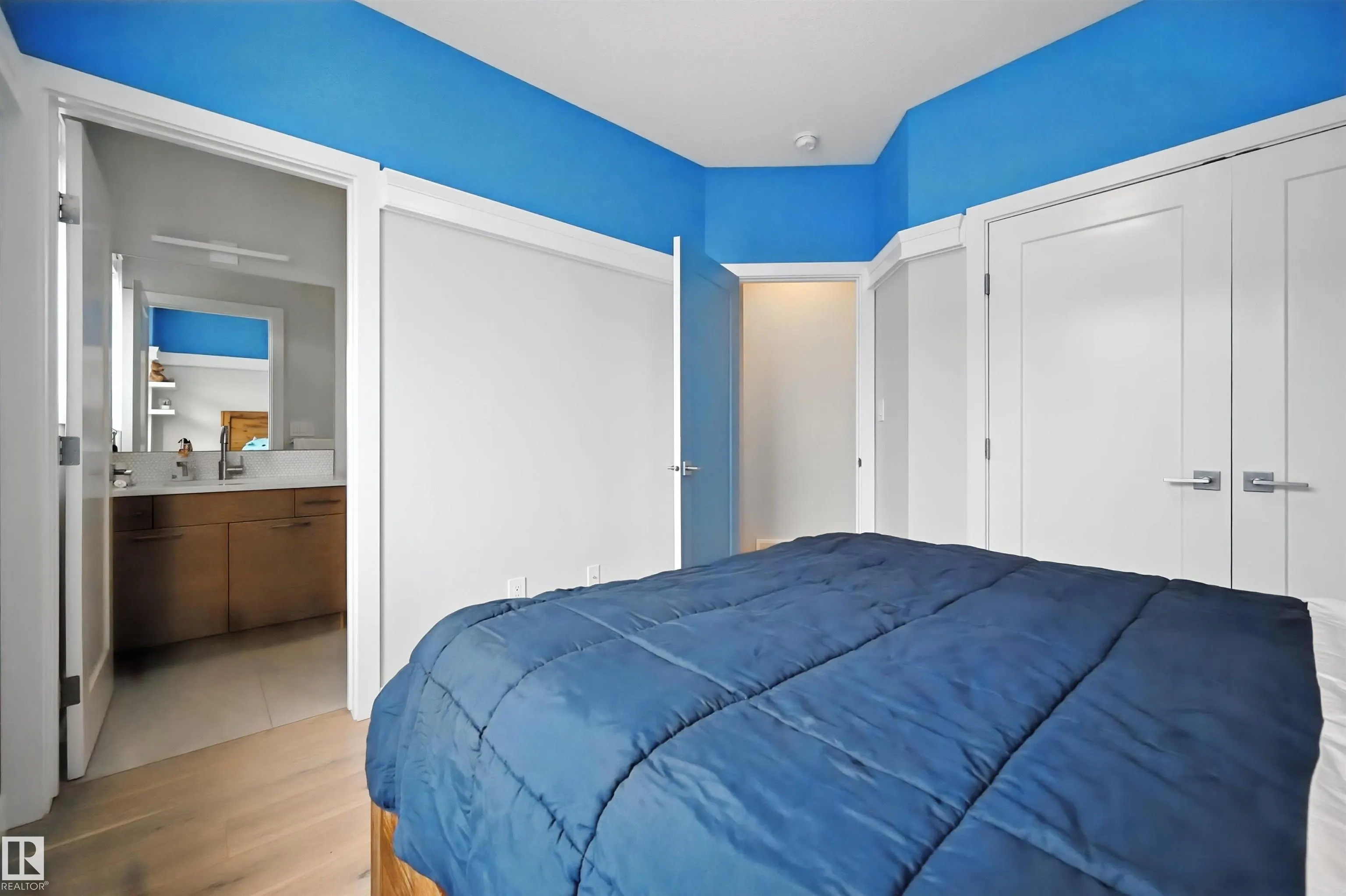 2620 WHEATON Close