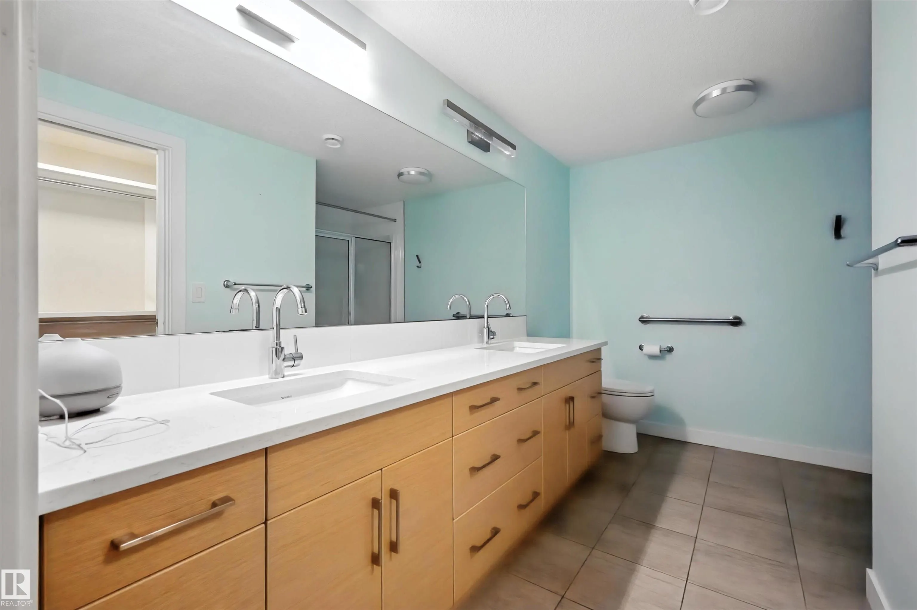 2620 WHEATON Close