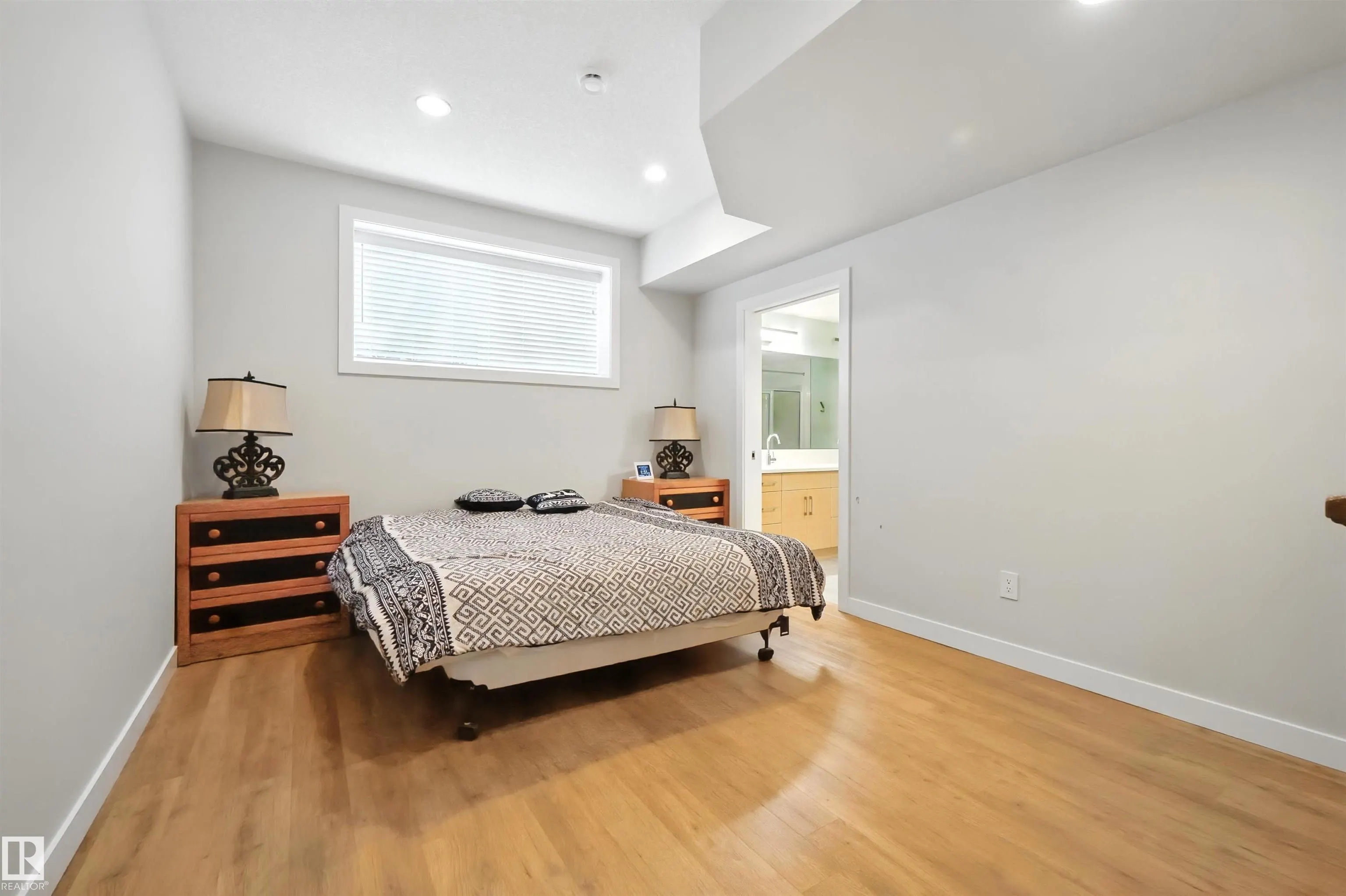 2620 WHEATON Close